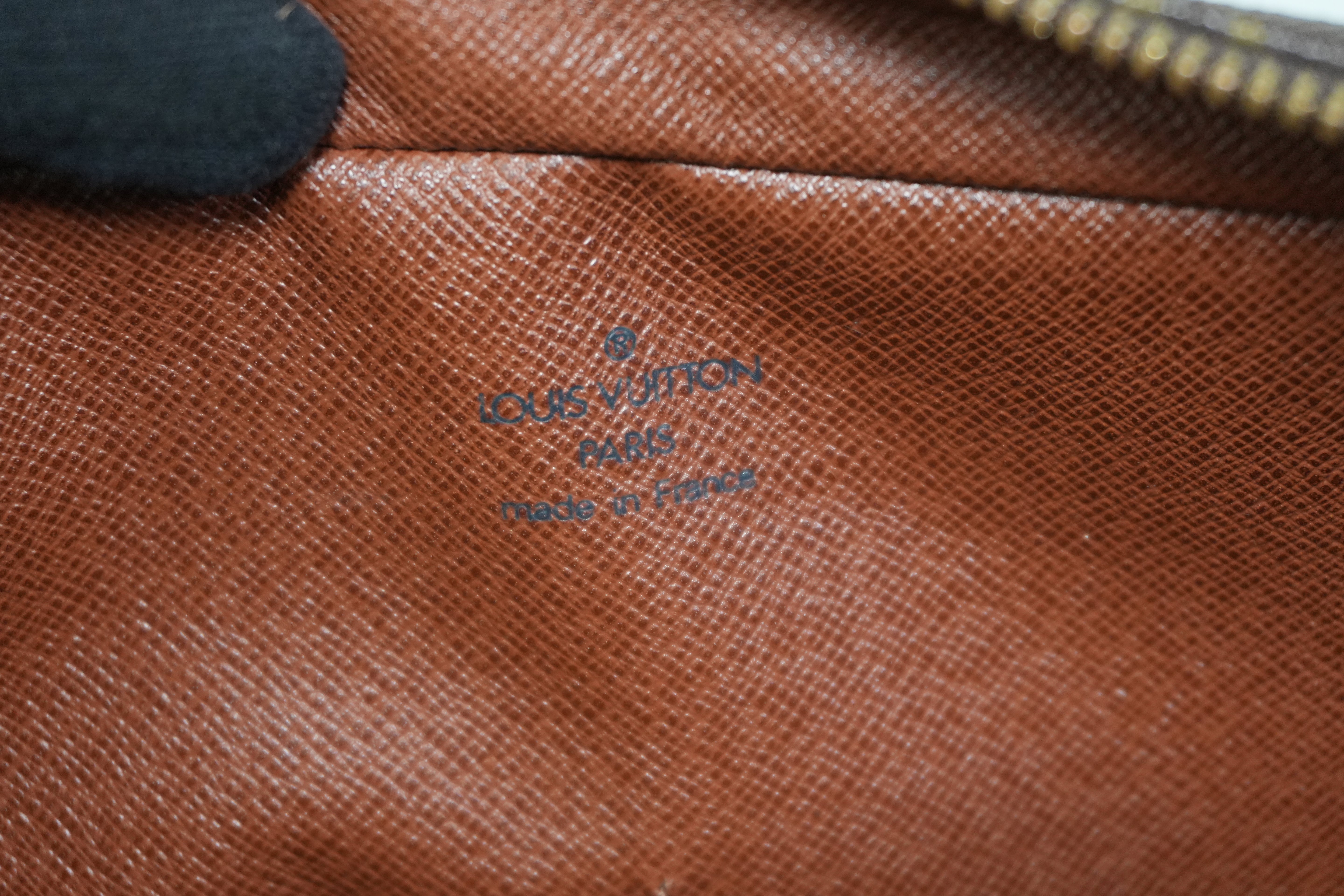 Pre-owned Louis Vuitton Monogram Compiegne 28 Clutch Bag