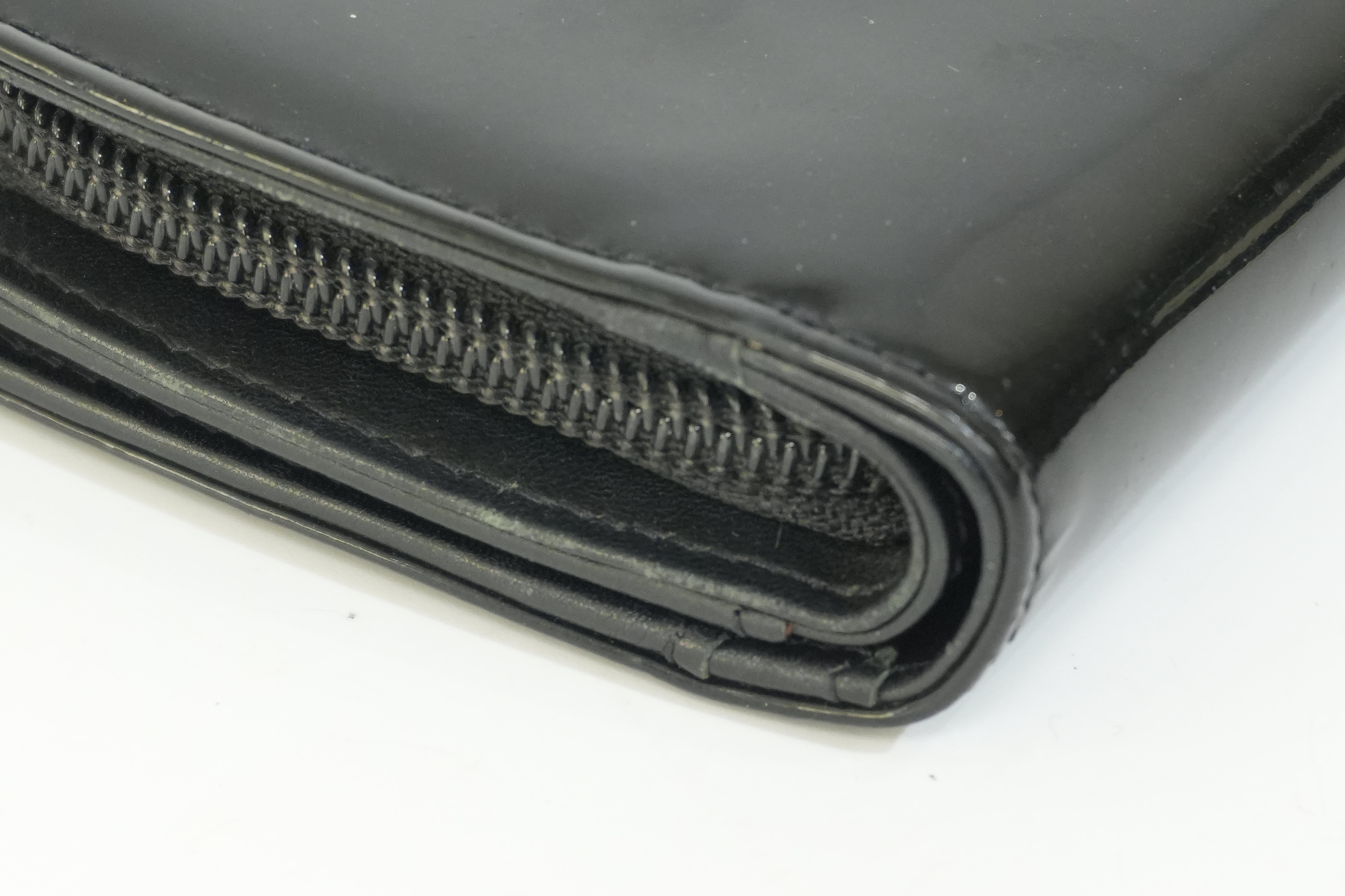 Pre-owned Chanel Lambskin Bifold Wallet Black