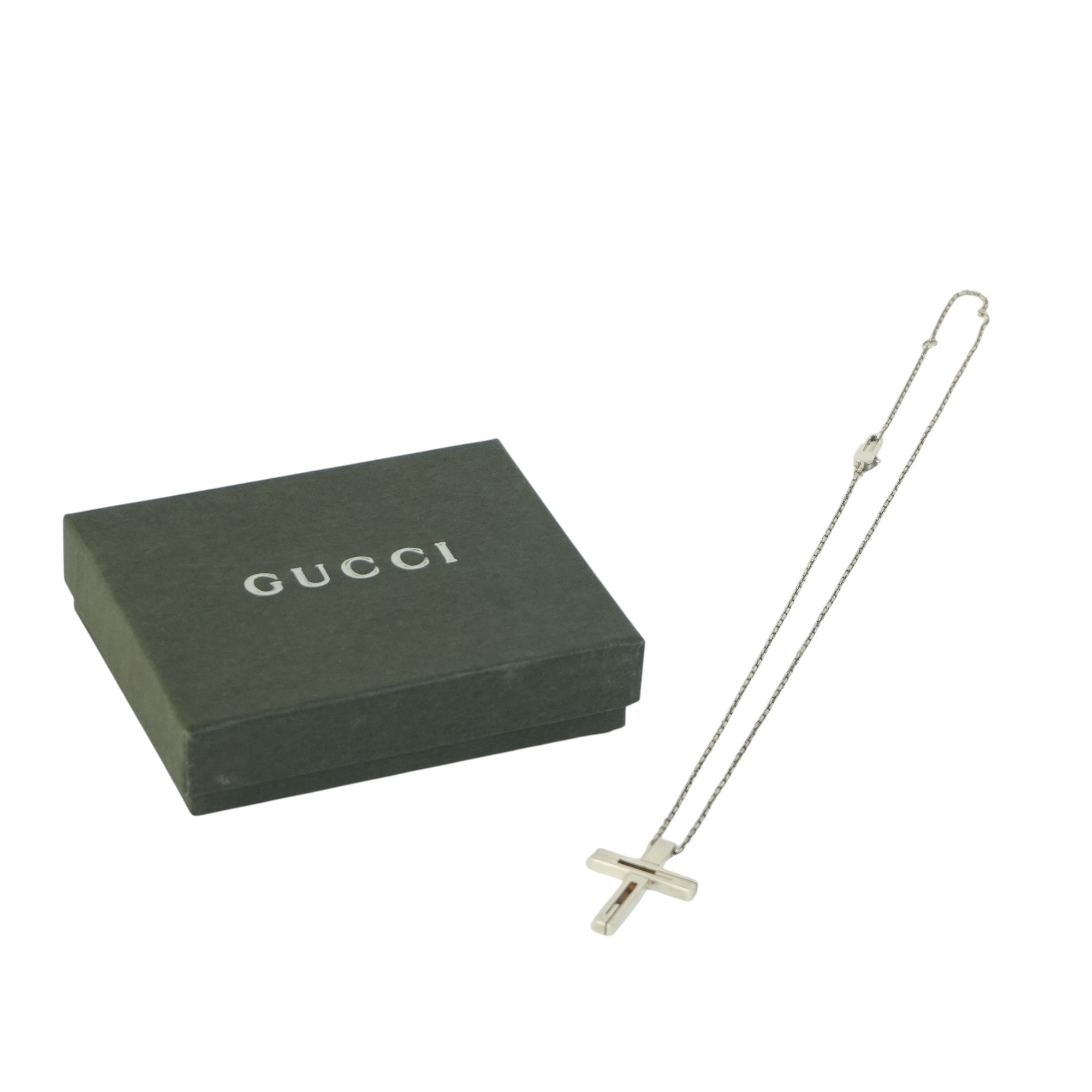 Pre-owned Gucci Silver Crucifix Necklace