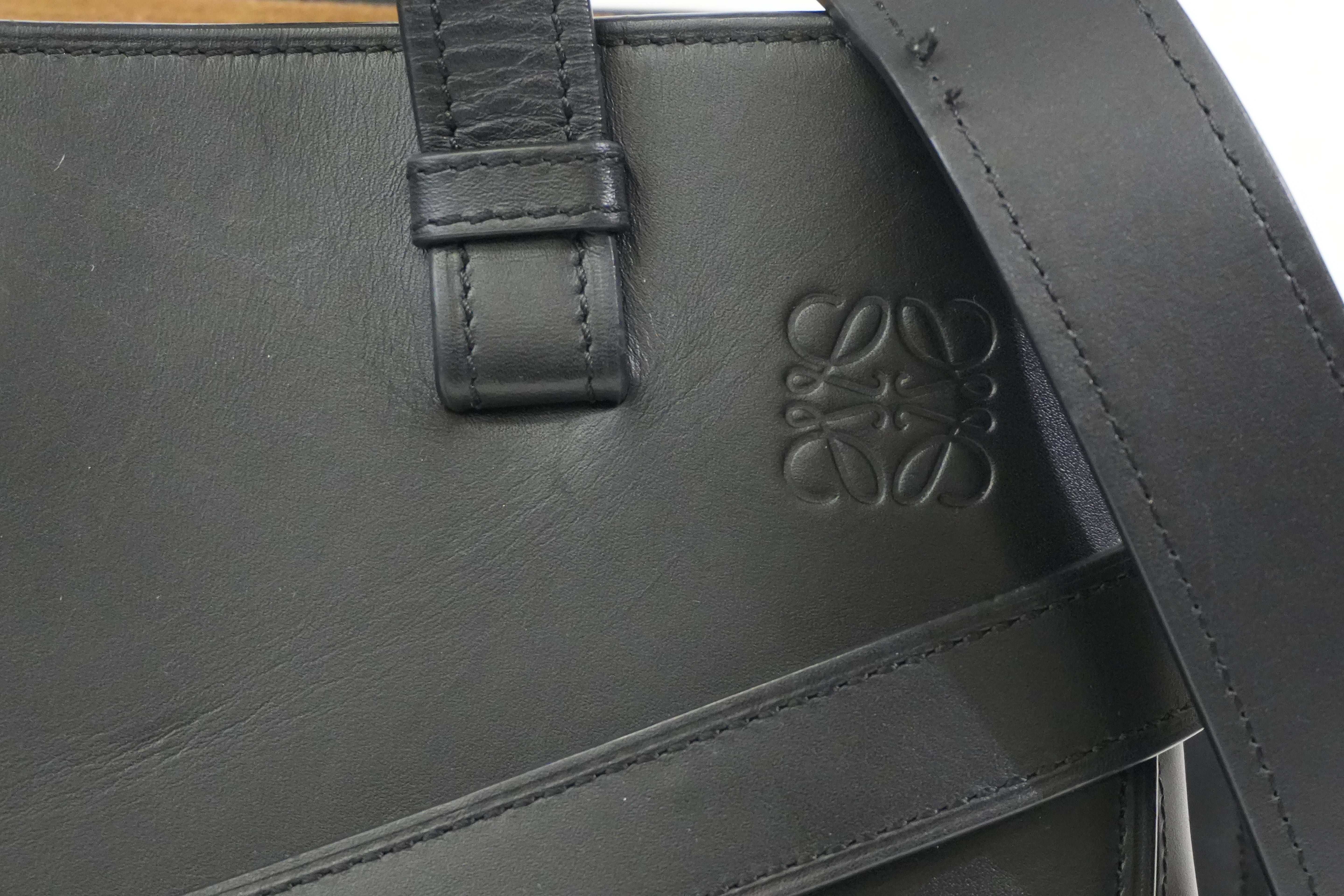 Pre-Owned Loewe Two Way Gate Shoulder Bag Black and White