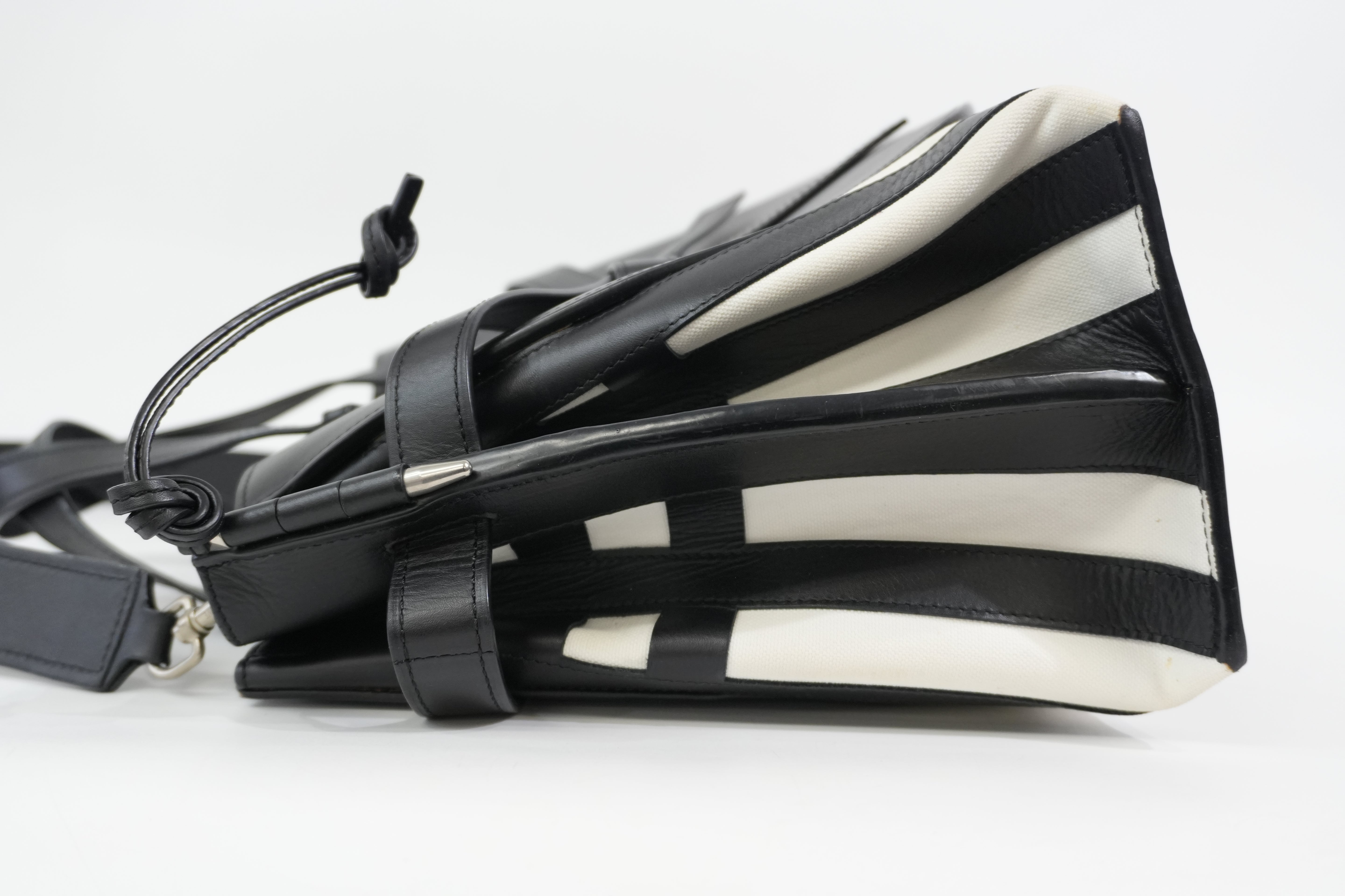 Pre-Owned Loewe Two Way Gate Shoulder Bag Black and White