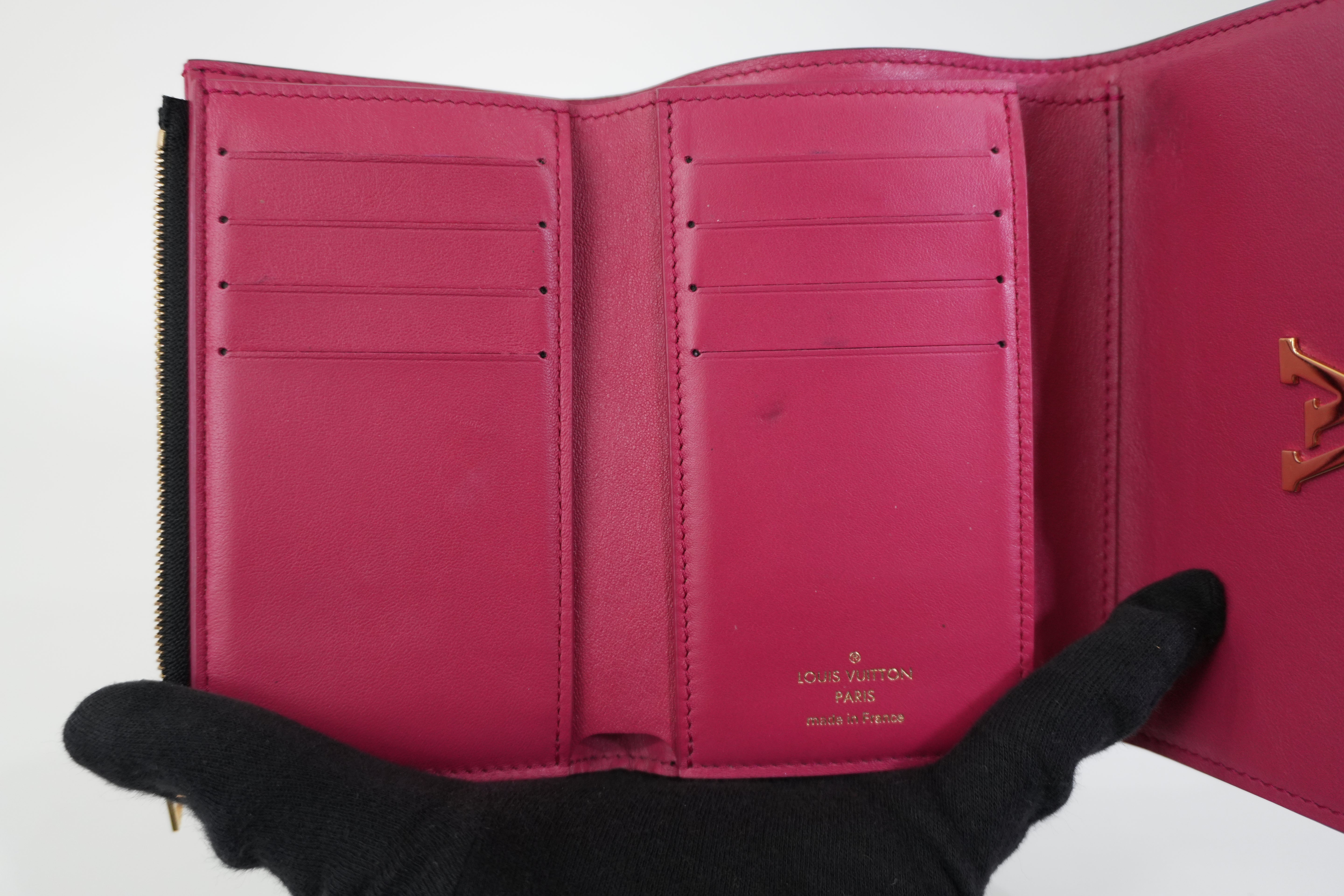 Pre-owned Louis Vuitton Capucine Compact Wallet Black