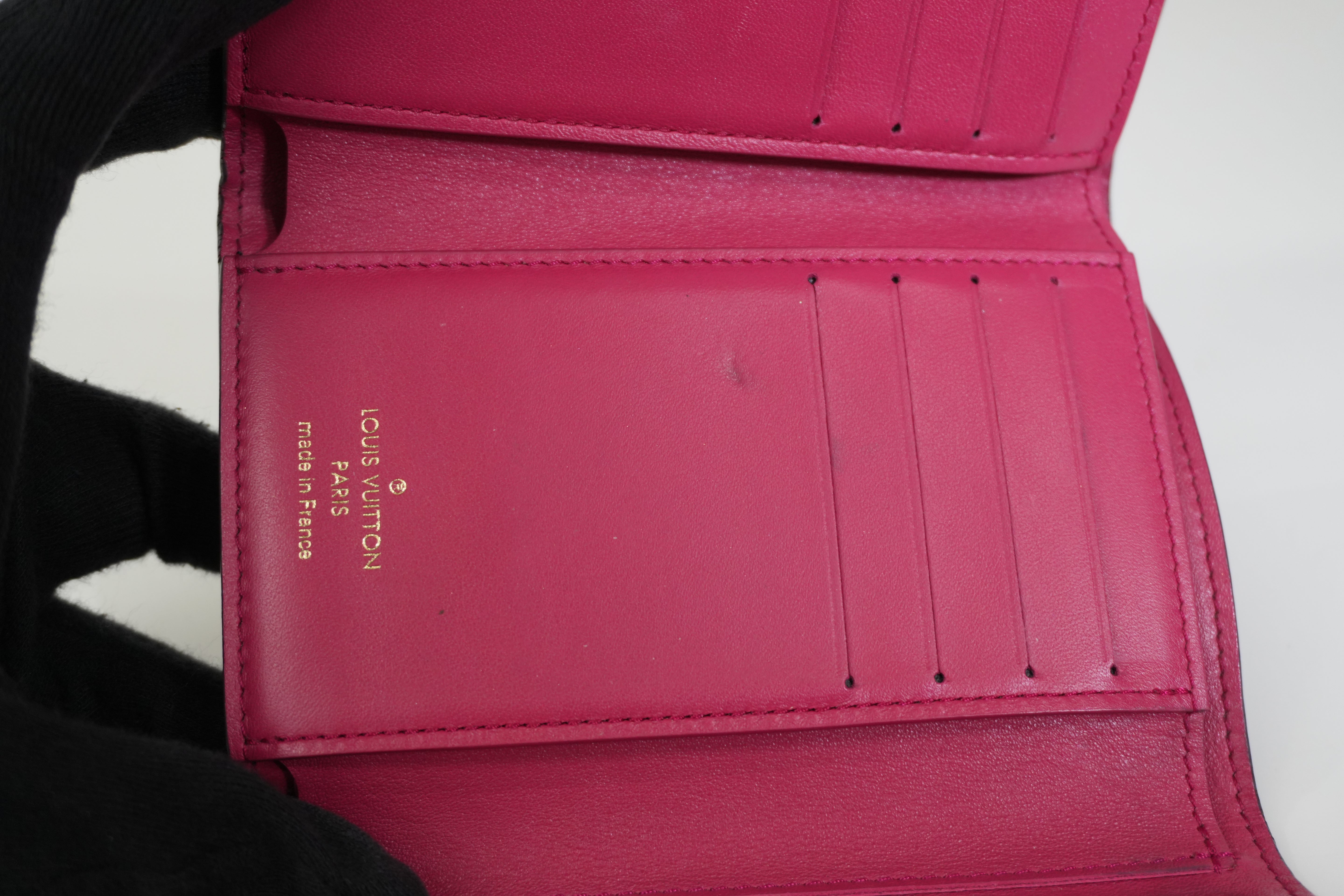 Pre-owned Louis Vuitton Capucine Compact Wallet Black