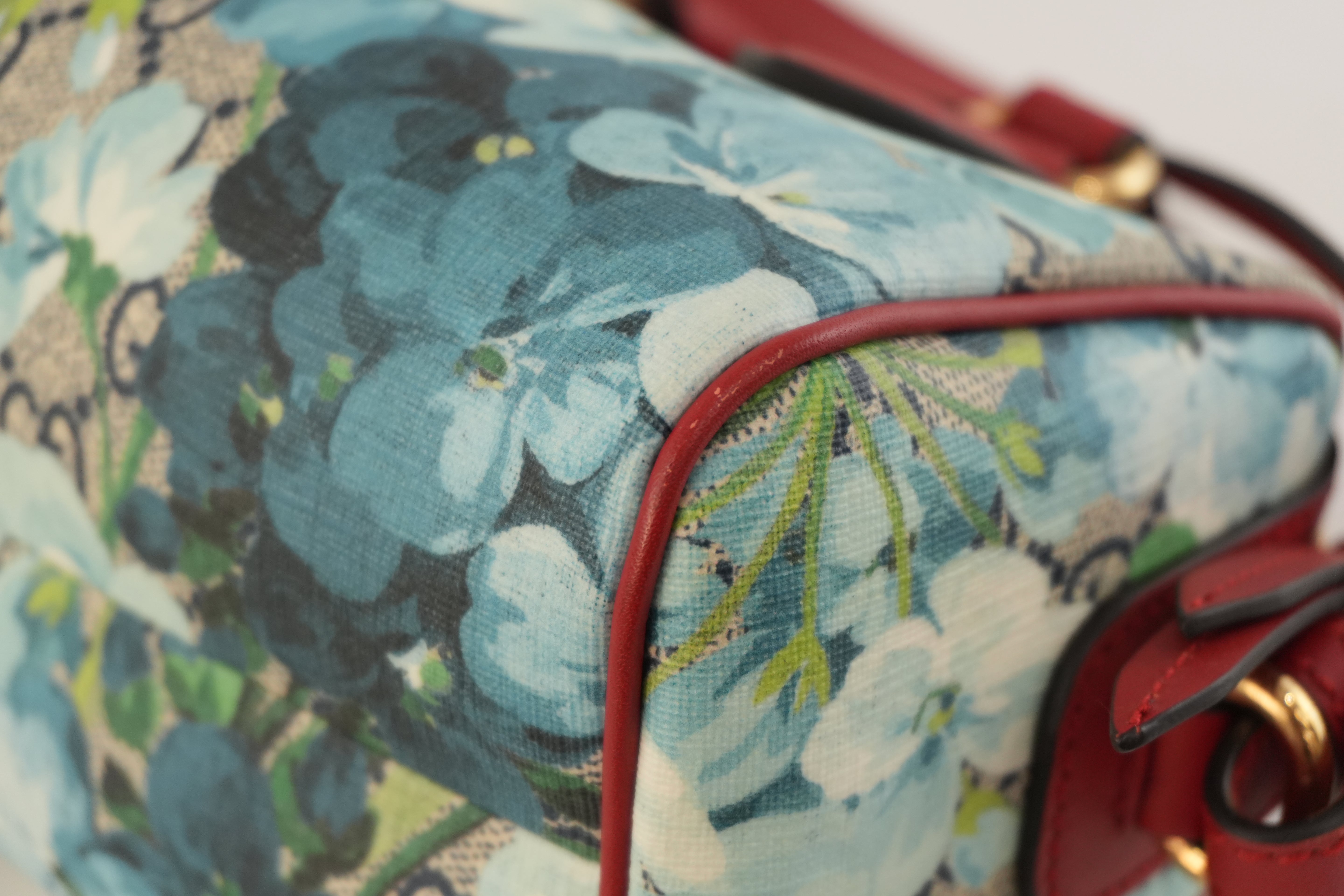 Pre-owned Gucci Leather Blooms Two Way Shoulder Bag Blue and Red