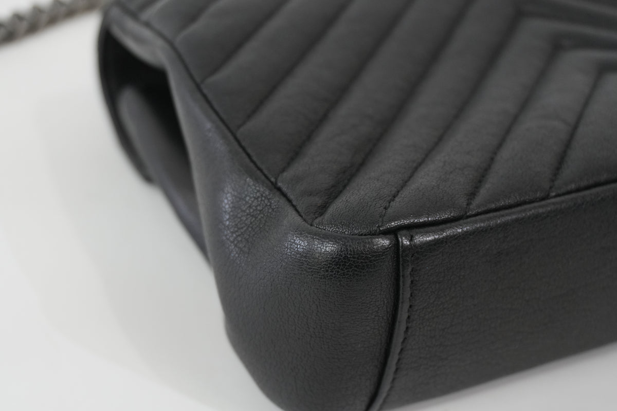 Pre-Owned Yves Saint Laurent Quilted College Chain Crossbody Black