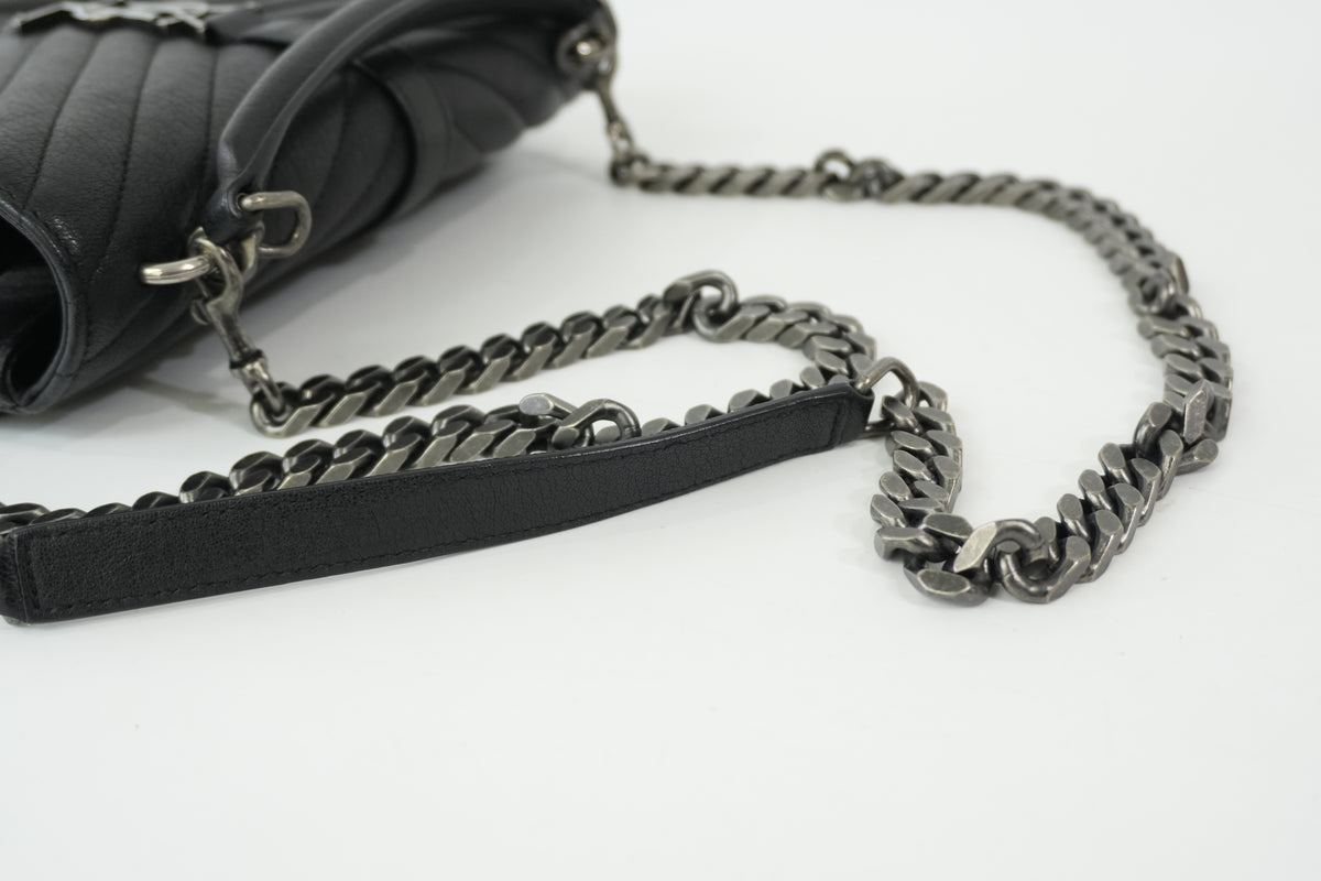 Pre-Owned Yves Saint Laurent Quilted College Chain Crossbody Black
