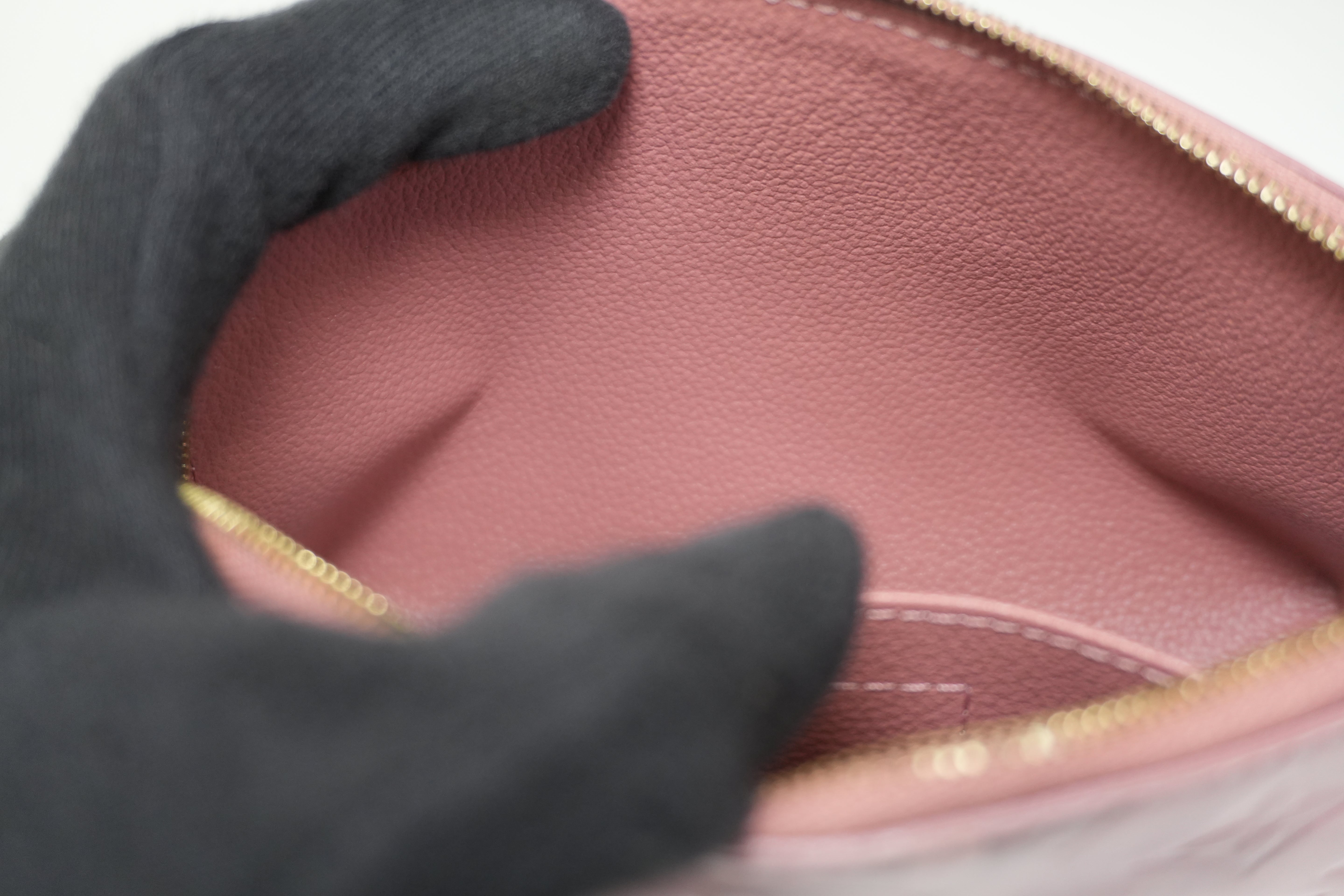 Pre-owned Louis Vuitton Vernis Cosmetic Pouch Pink