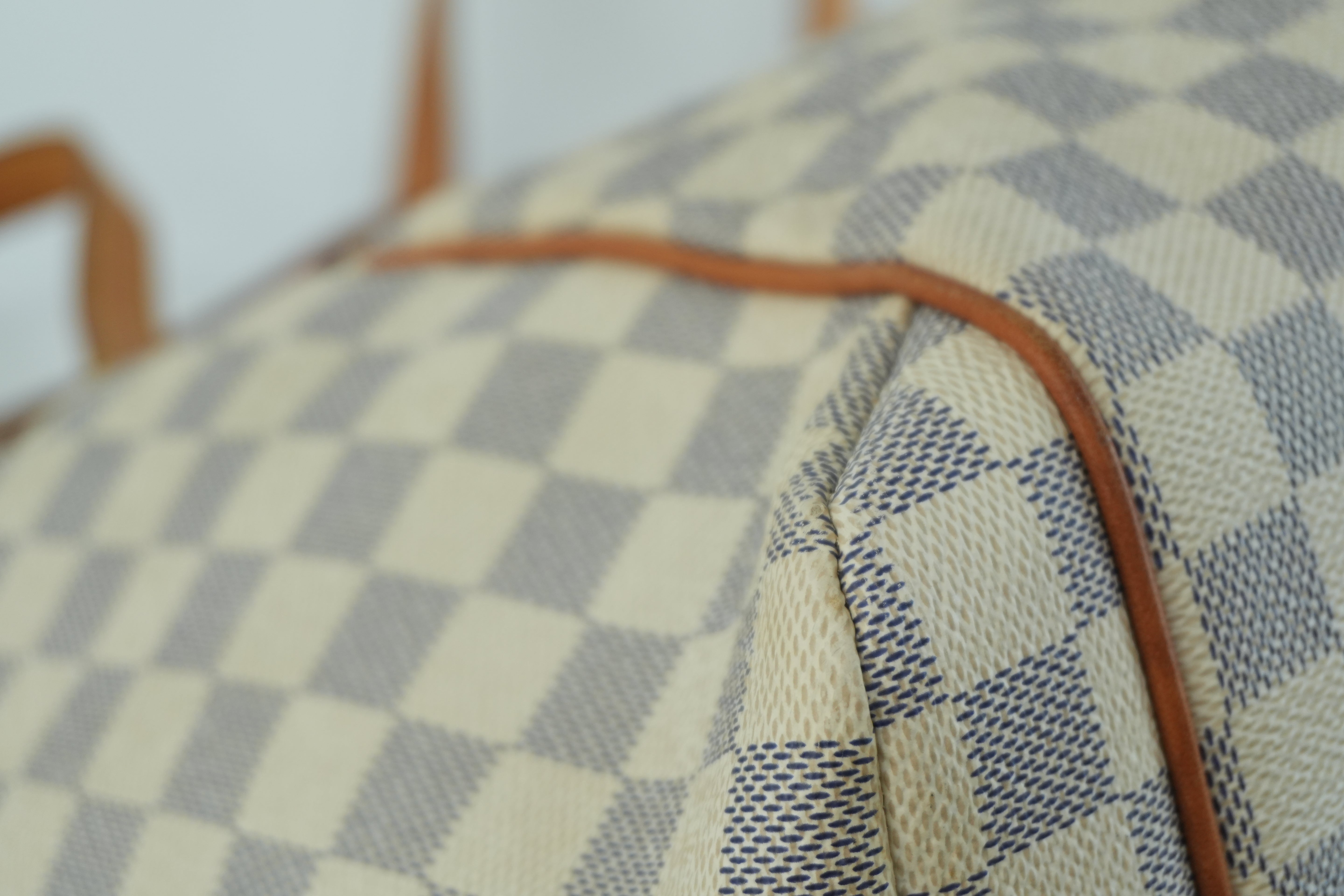 Pre-owned Louis Vuitton Damier Azur Totally MM Tote Bag