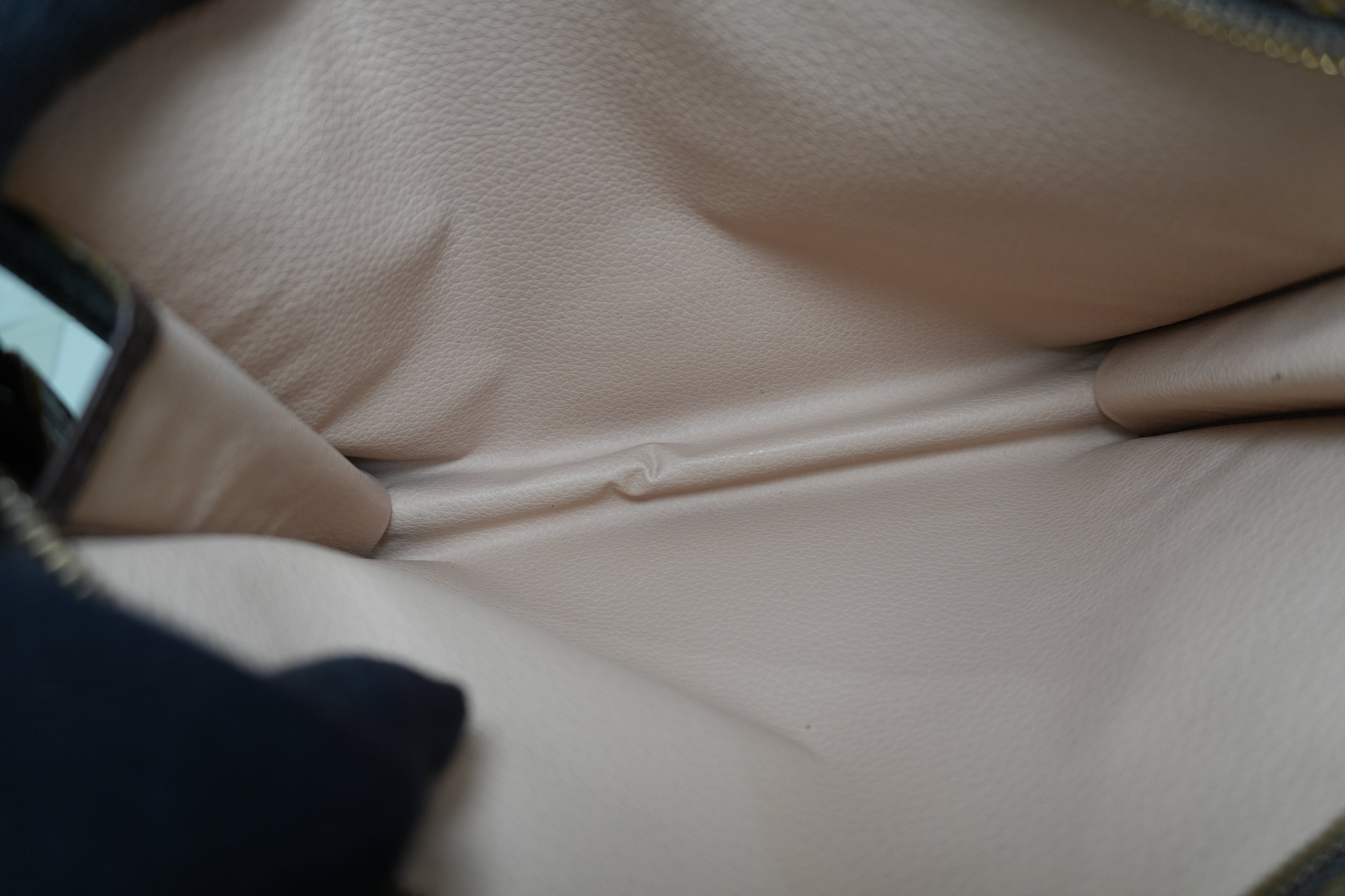 Pre-owned Louis Vuitton Monogram Toiletry 26 Pouch