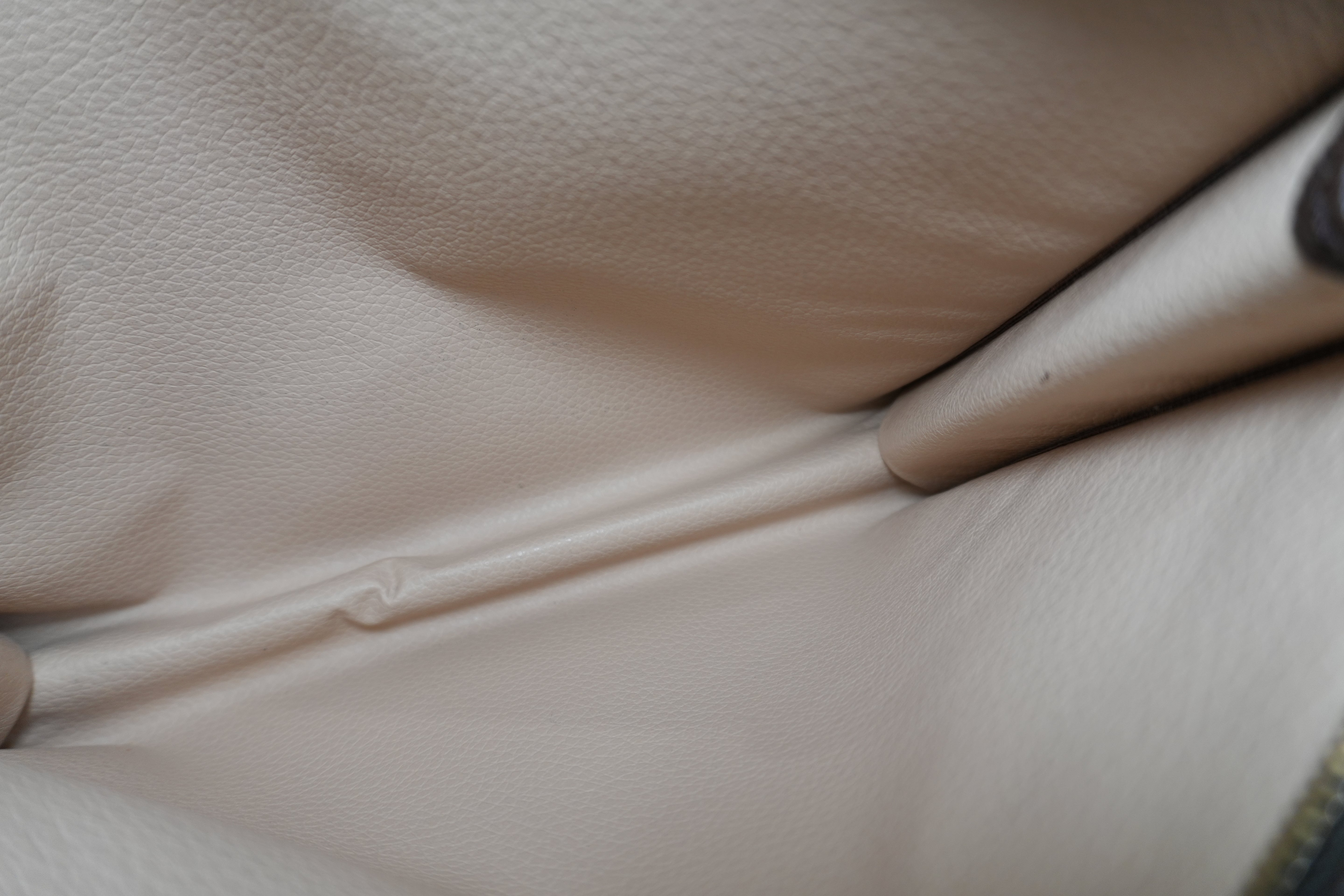 Pre-owned Louis Vuitton Monogram Toiletry 26 Pouch