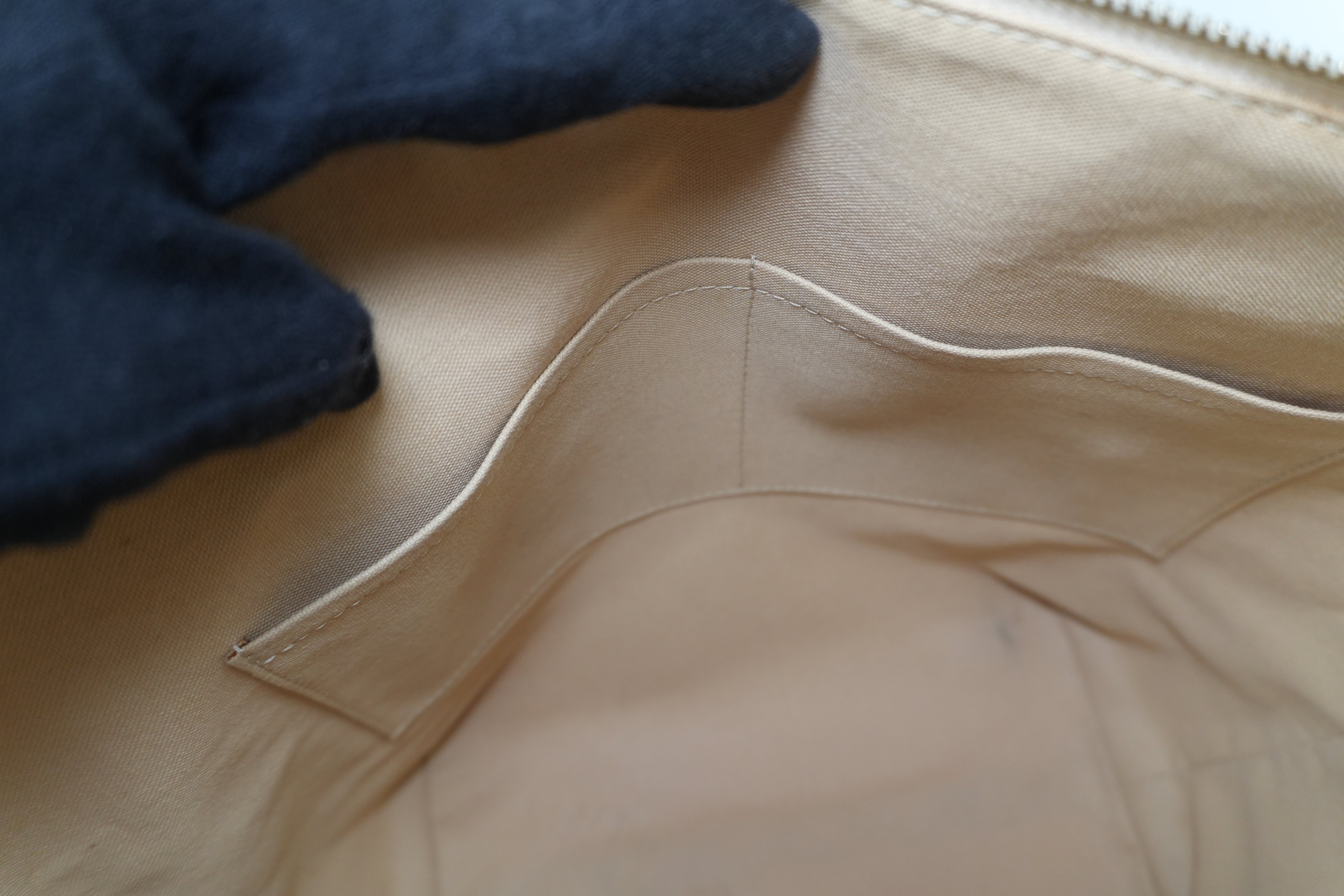 Pre-owned Louis Vuitton Damier Azur Totally MM Tote Bag