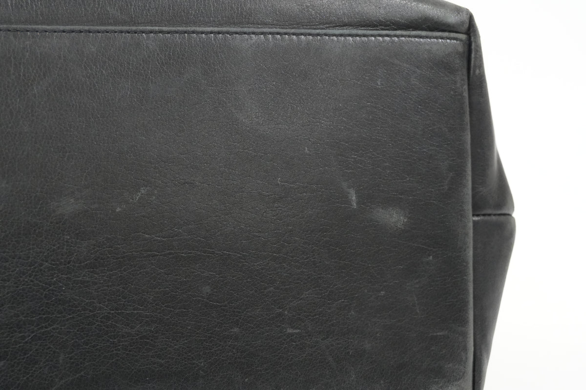 Pre-Owned Chanel Quilted Foldover Chain Tote Bag Black