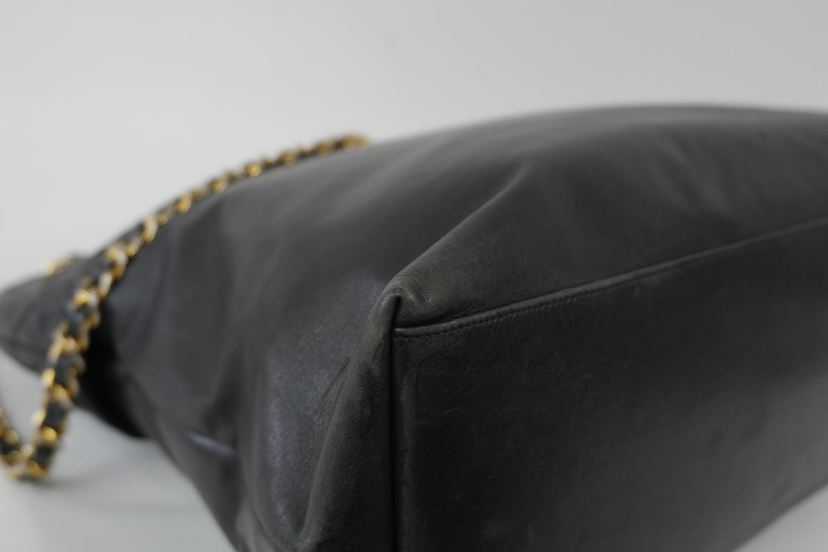 Pre-Owned Chanel Quilted Foldover Chain Tote Bag Black