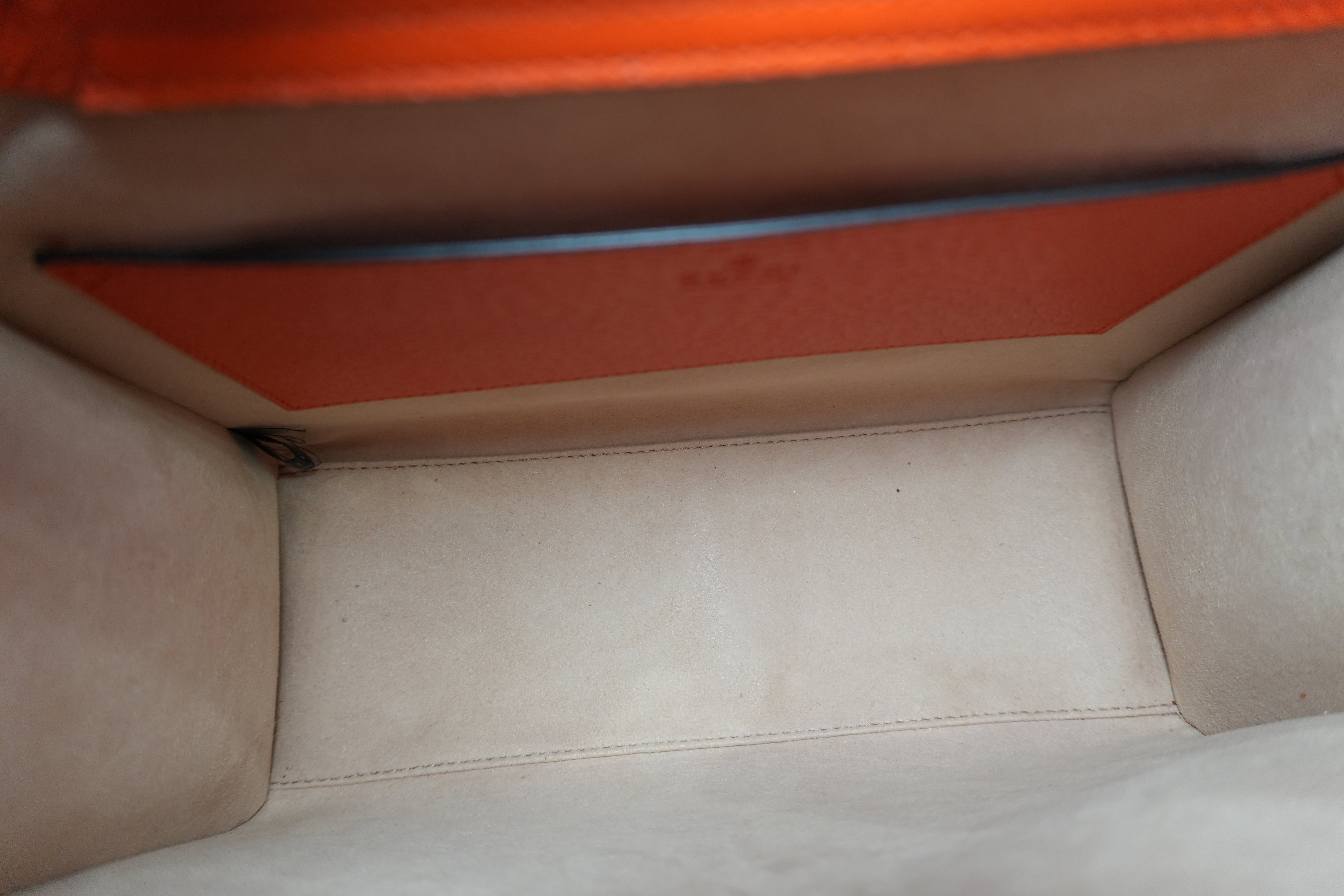 Gucci Diana Medium Tote Bag Orange Used