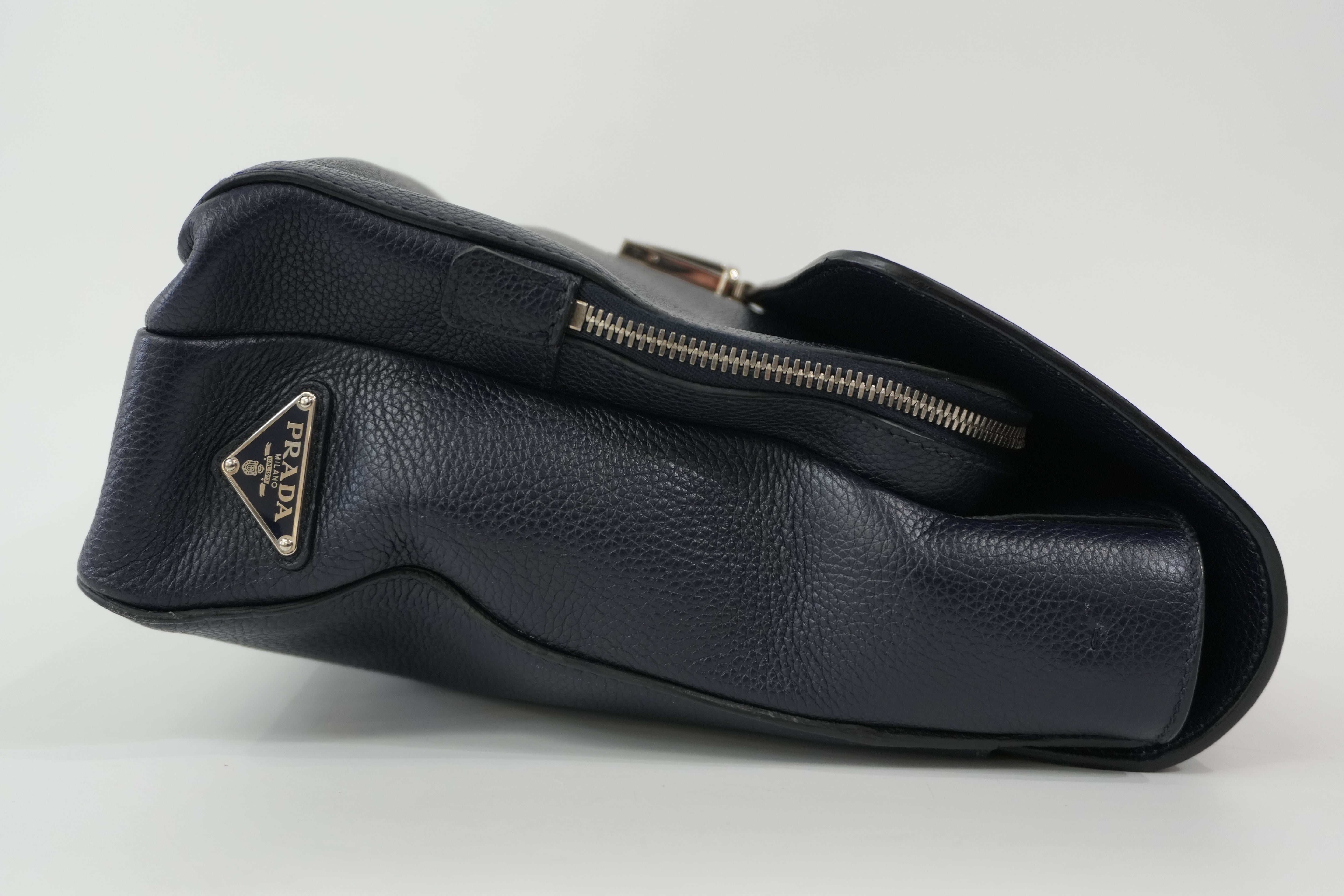 Pre-Owned Prada Briefcase Navy Blue