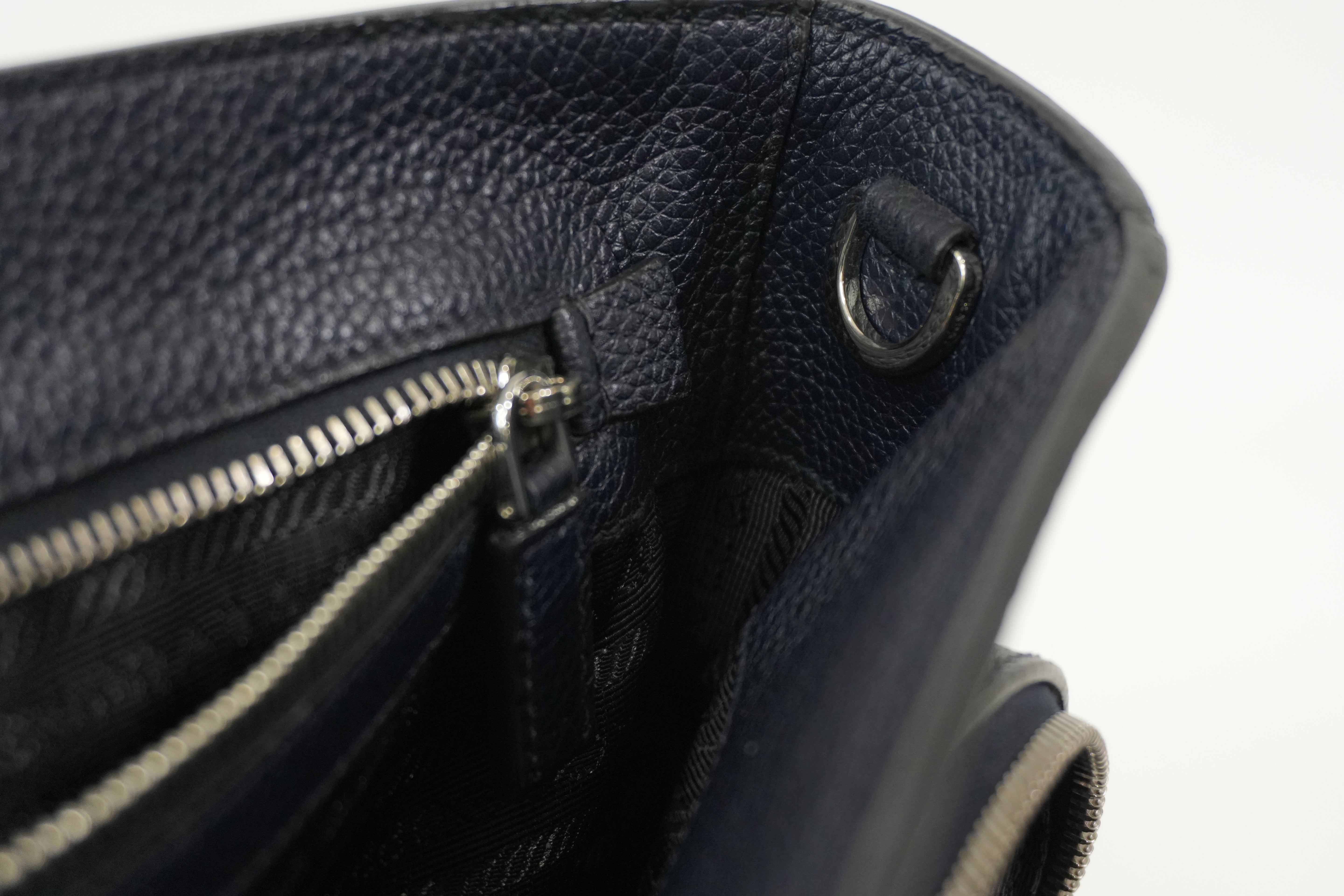 Pre-Owned Prada Briefcase Navy Blue