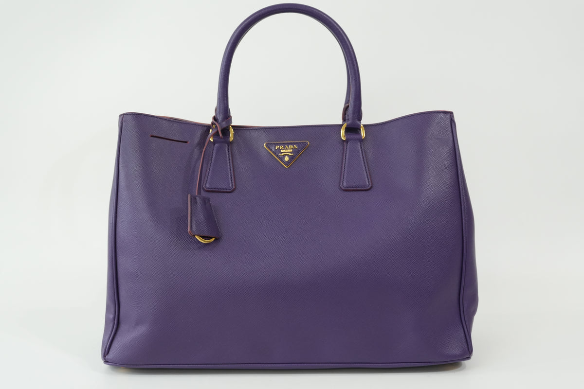 Pre-Owned Prada Saffiano Lux Galleria Double Zip Handbag Purple
