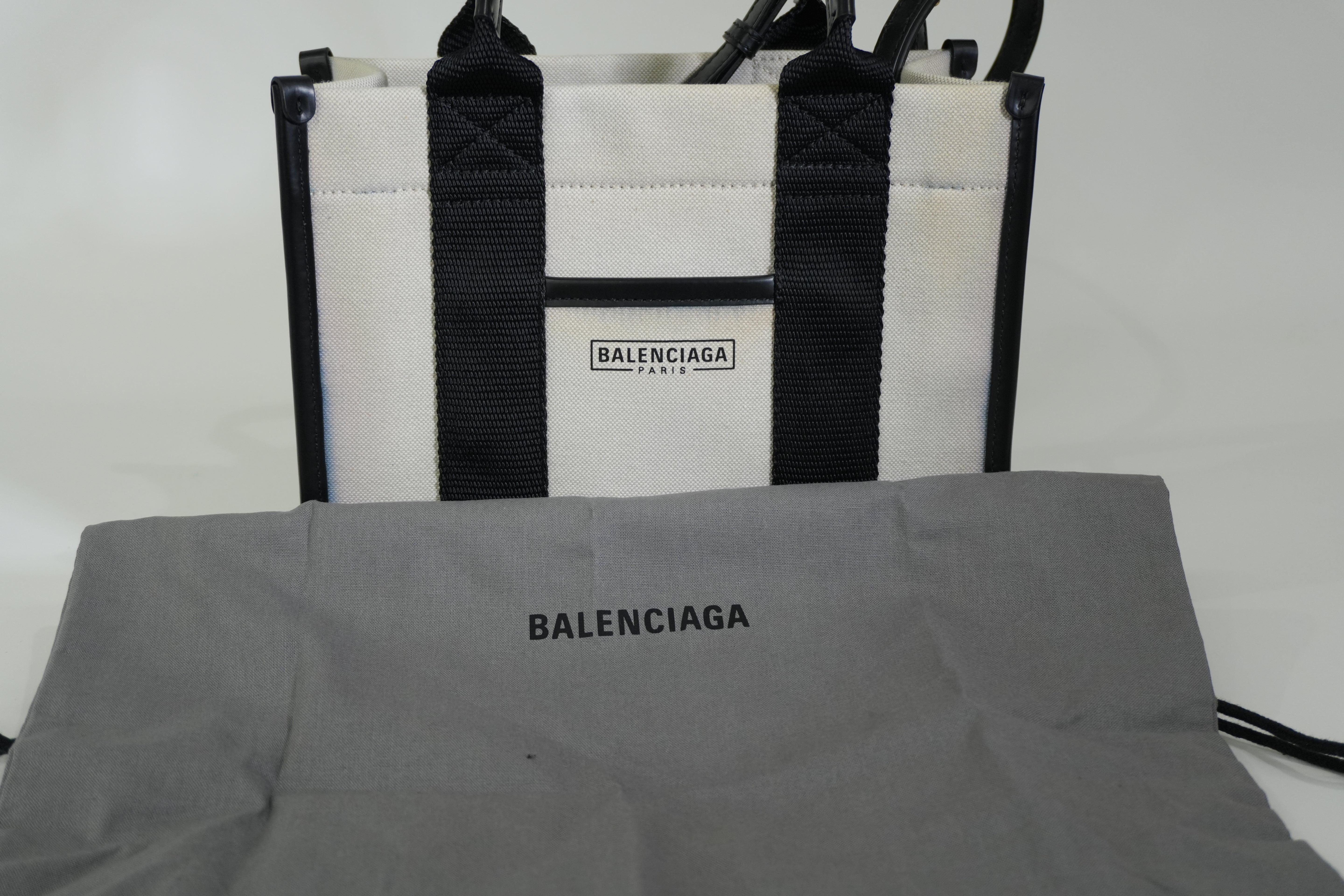 Pre-owned Balenciaga Two Way Small Handbag Black and White