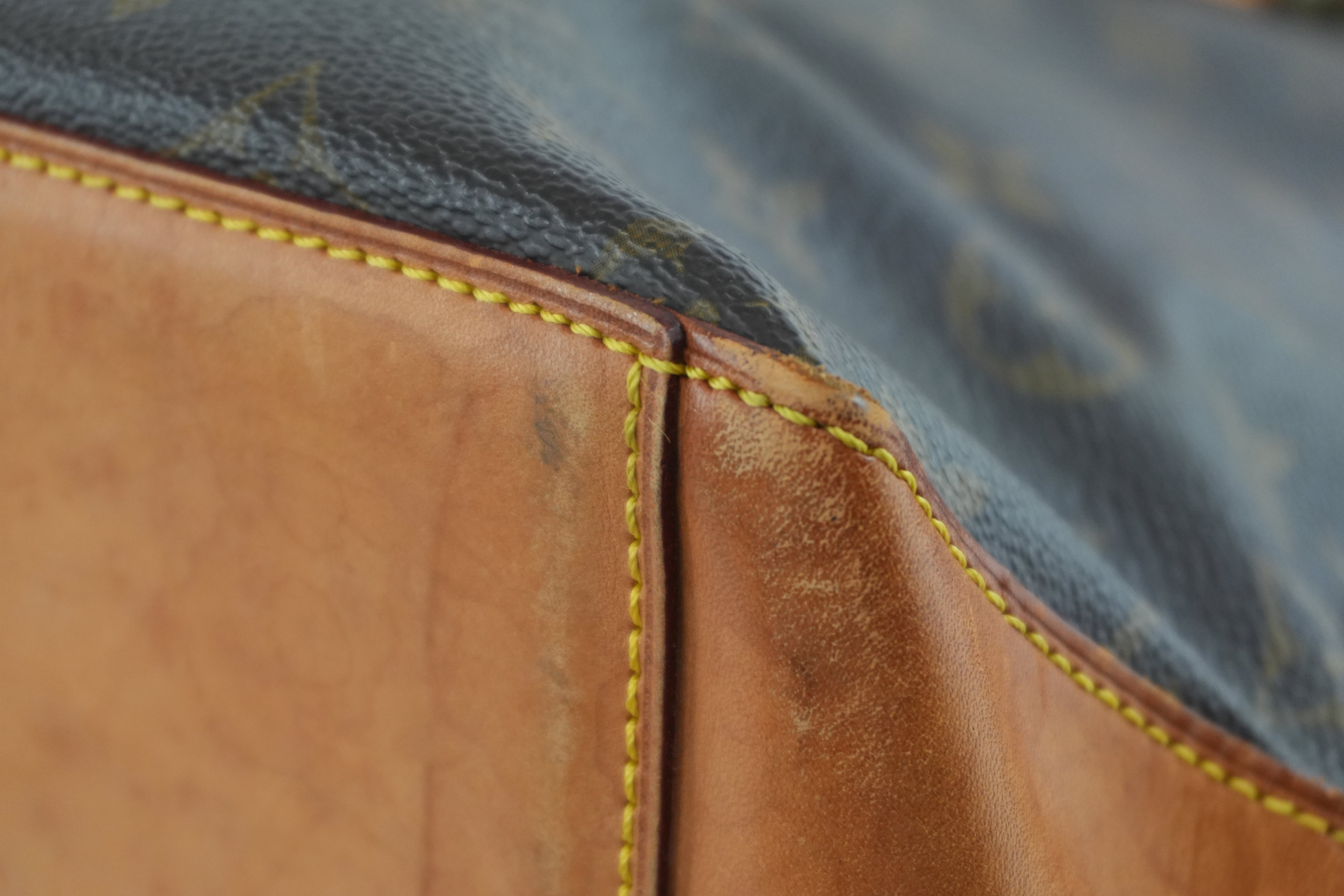 Pre-owned Louis Vuitton Monogram Cabas Mezzo Tote Bag