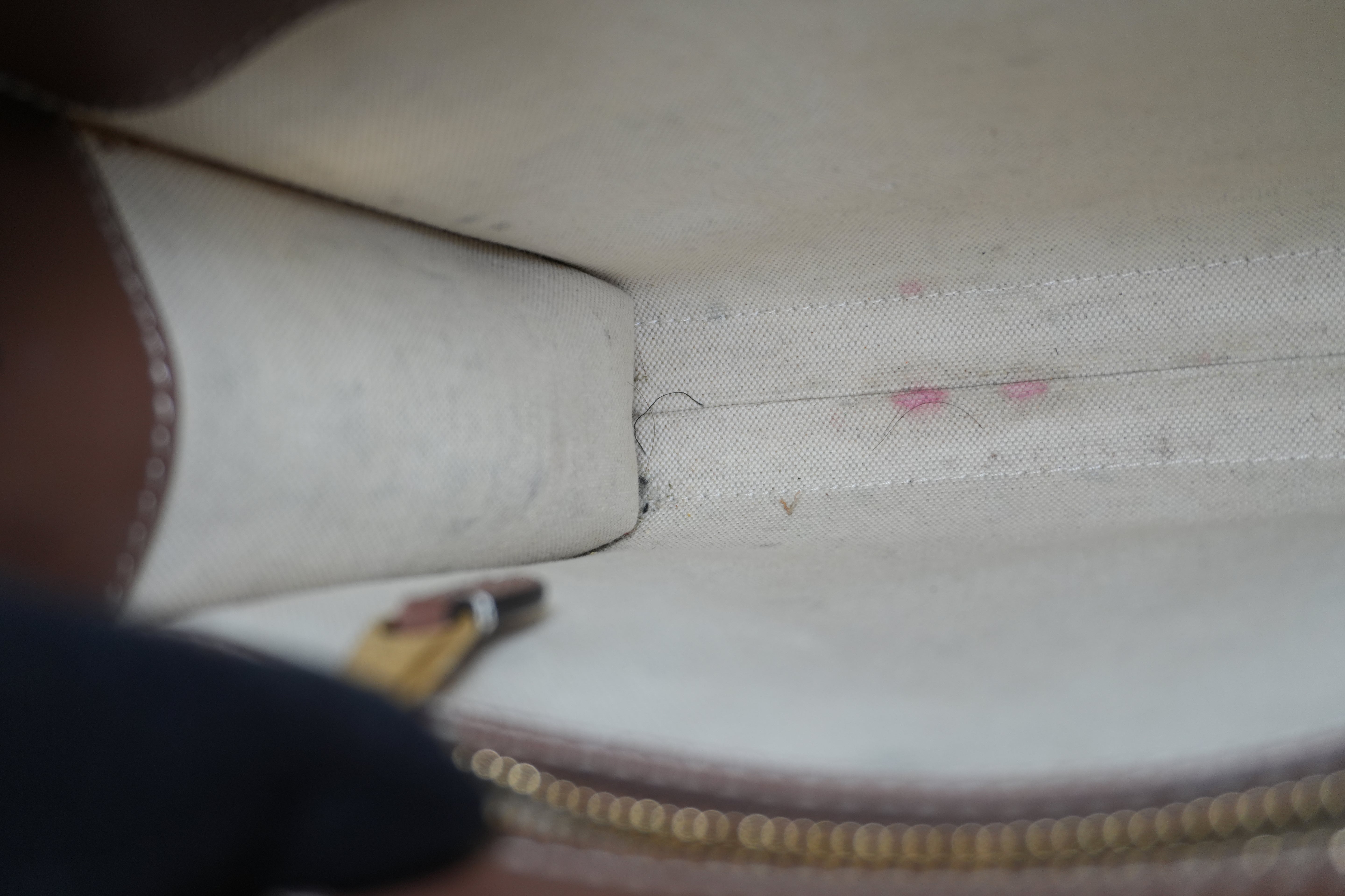 Pre-owned Burberry Shoulder Bag Ivory and Brown