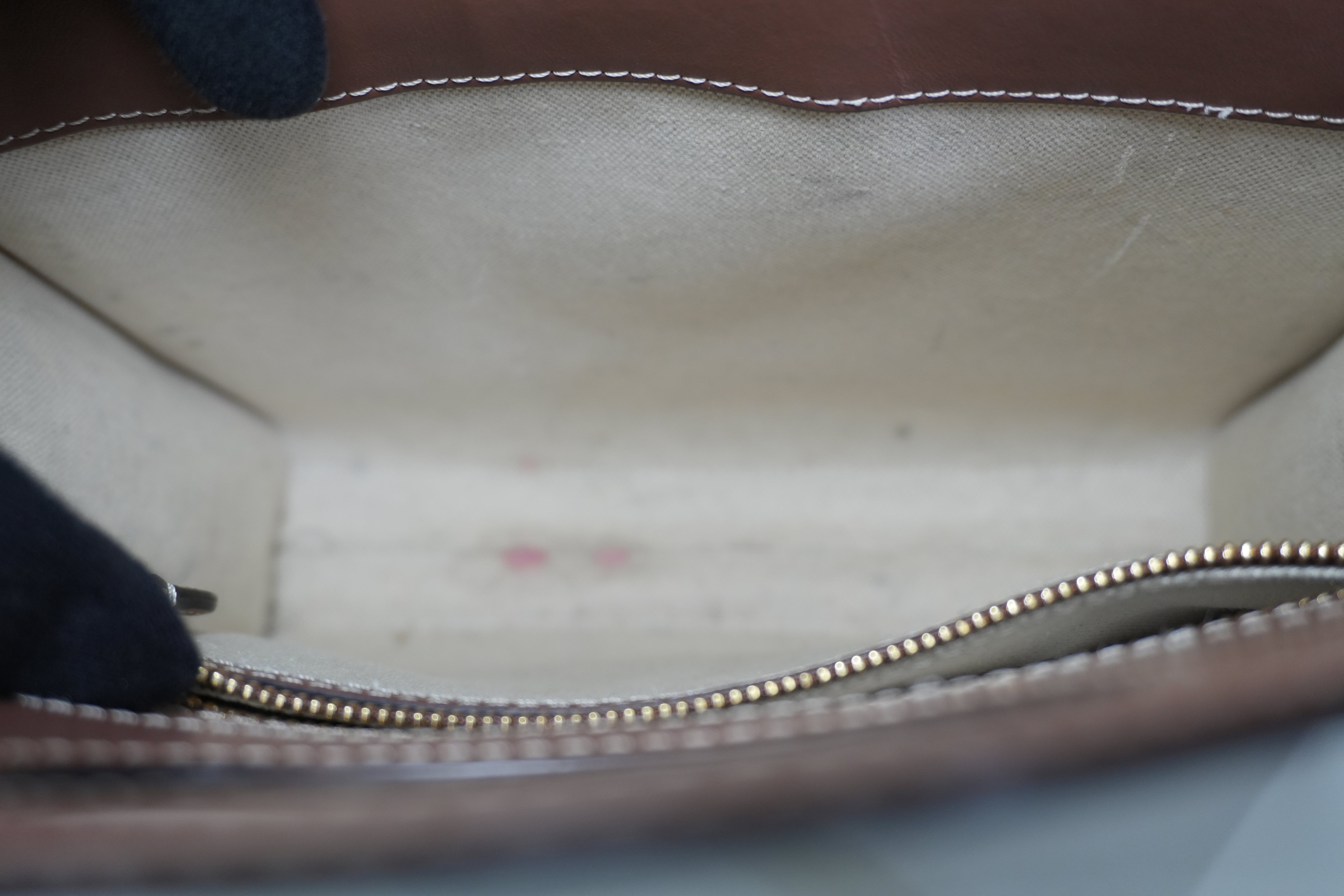 Pre-owned Burberry Shoulder Bag Ivory and Brown