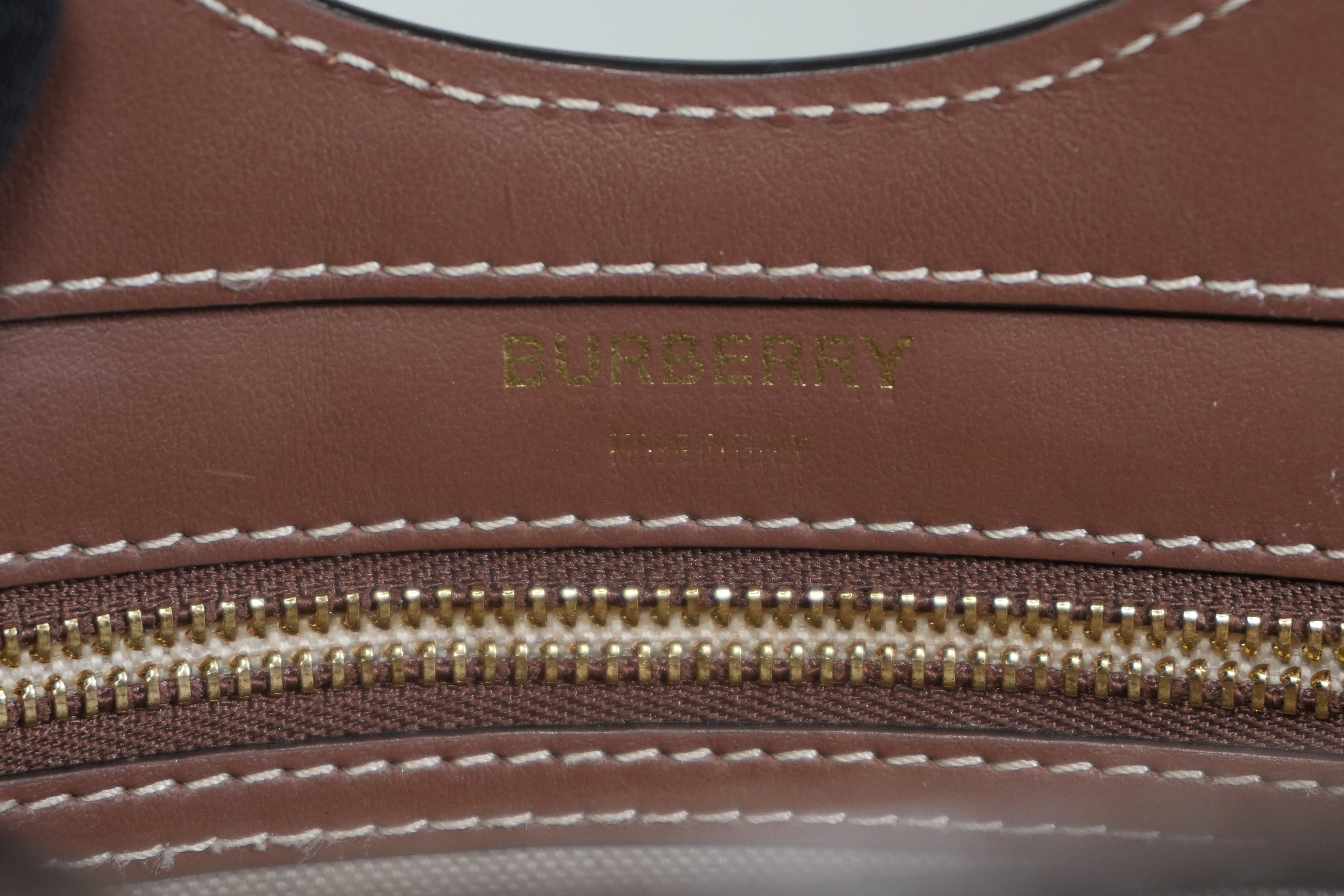 Pre-owned Burberry Shoulder Bag Ivory and Brown