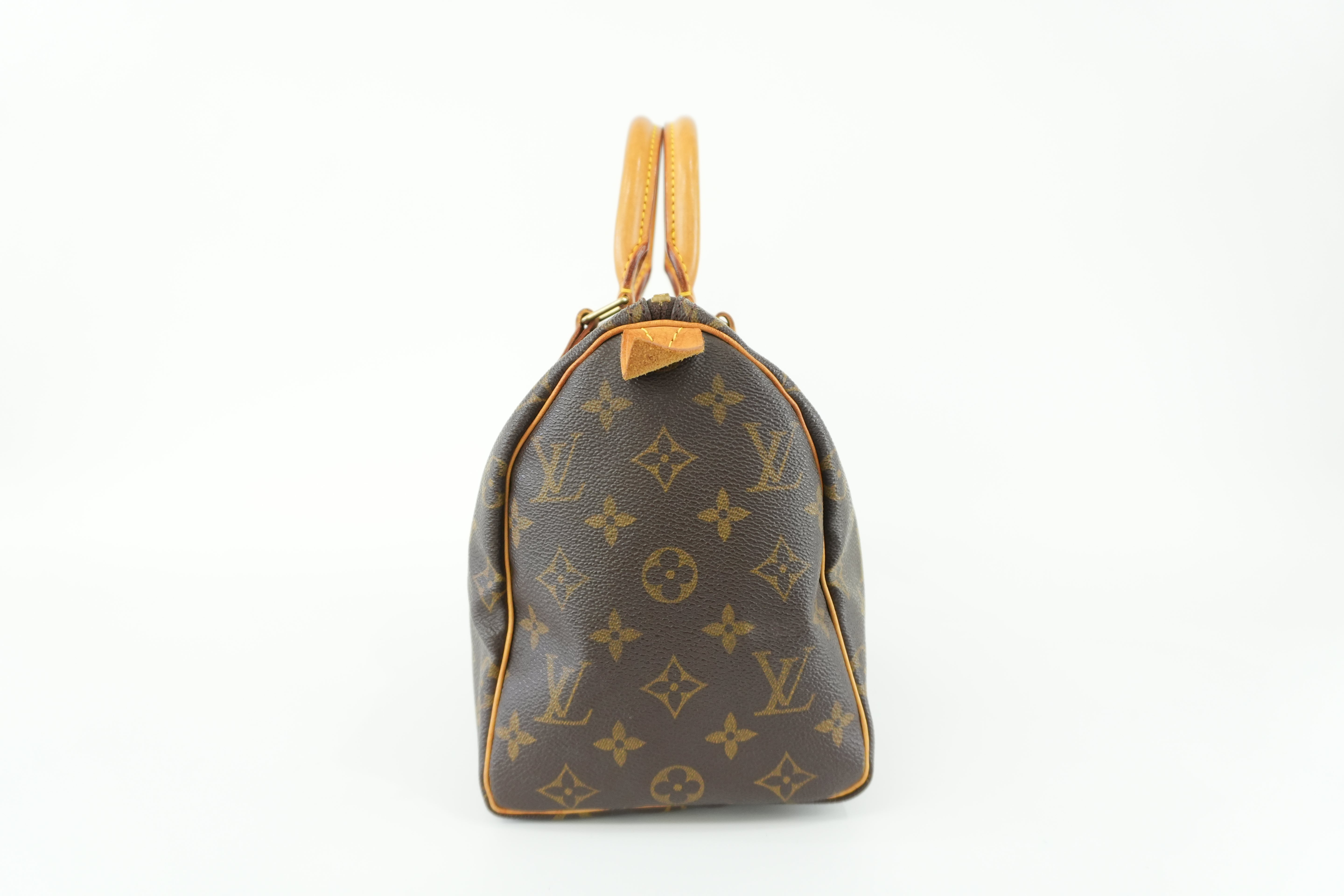Louis Vuitton Monogram Speedy 25 Used