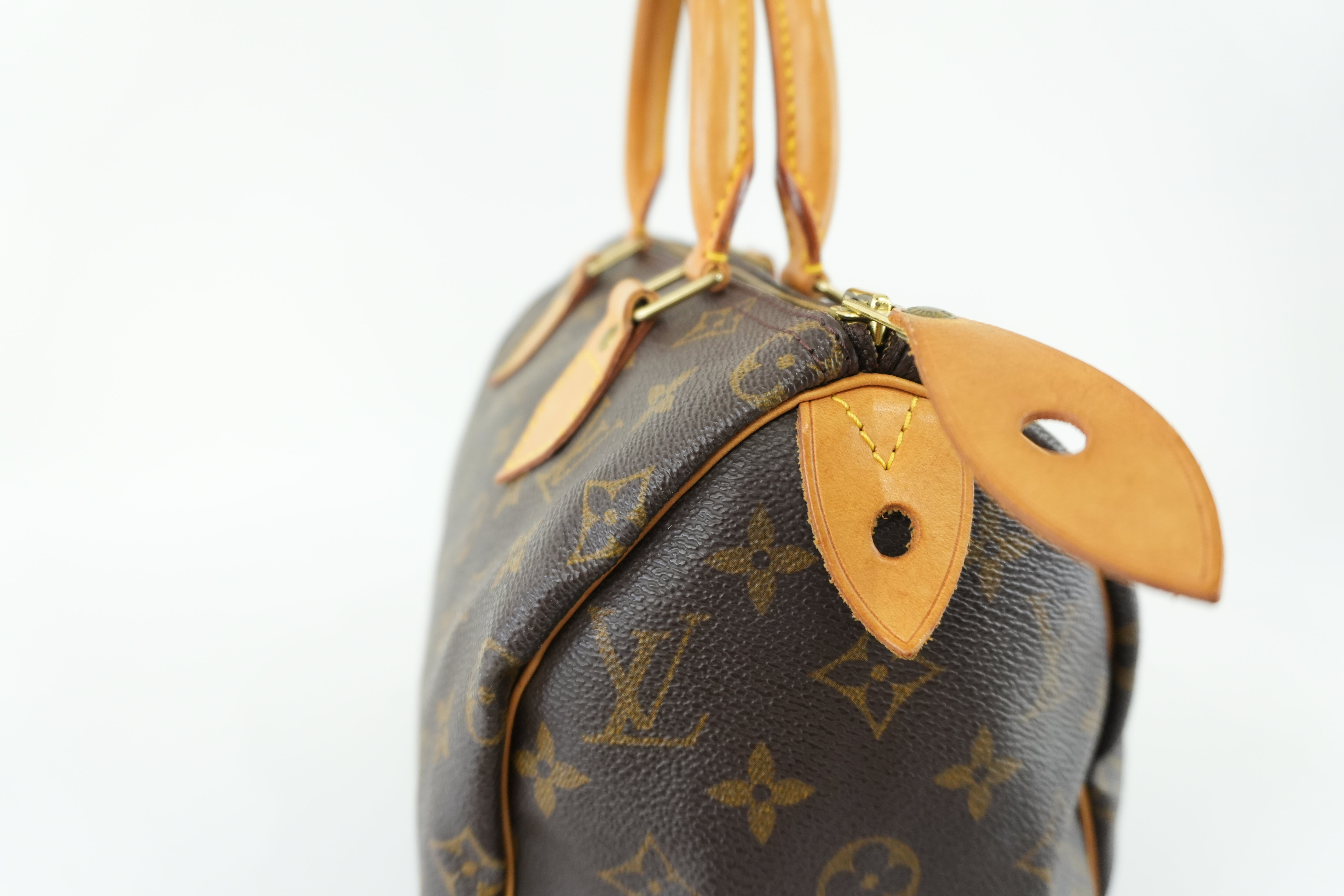 Louis Vuitton Monogram Speedy 25 Used