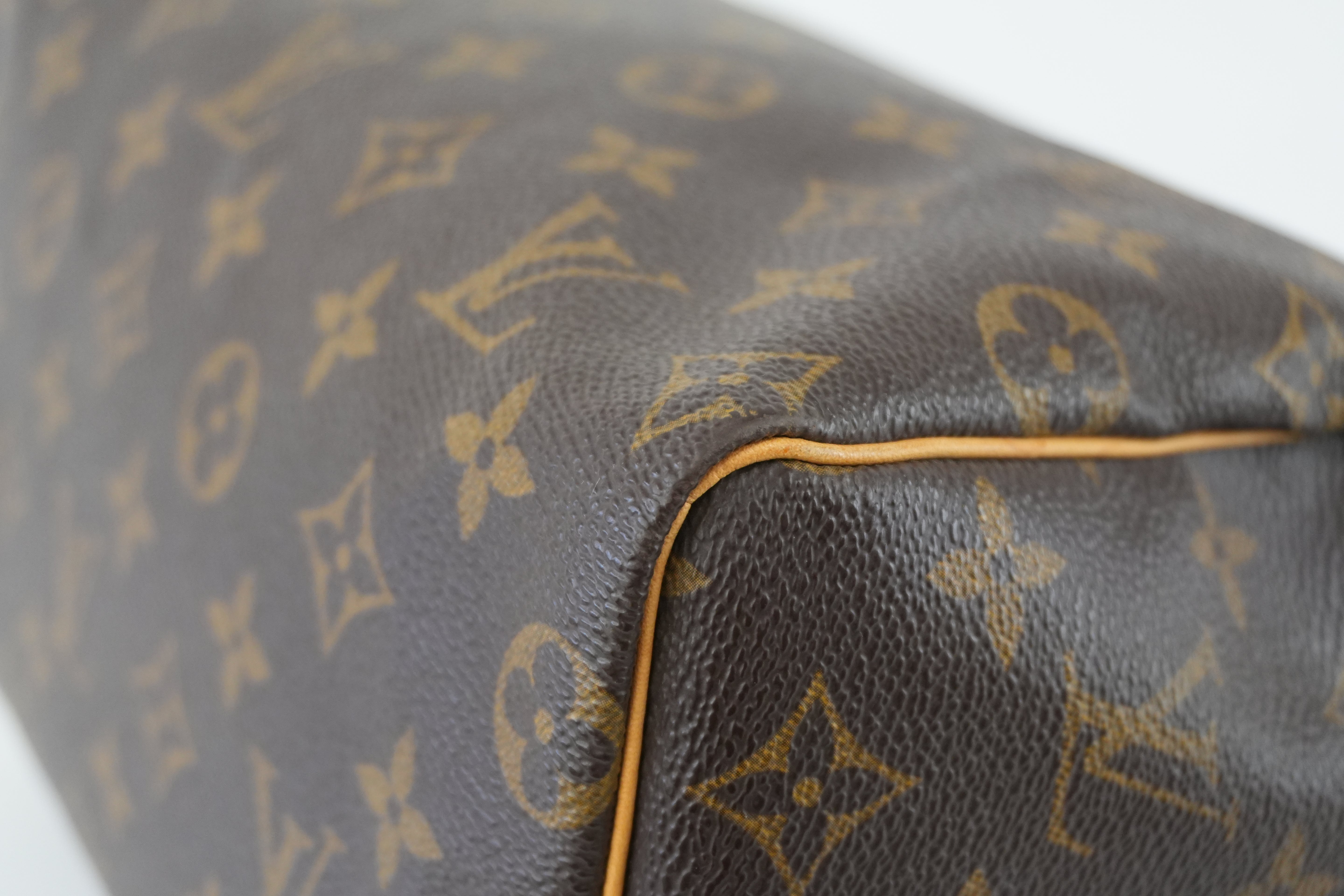 Louis Vuitton Monogram Speedy 25 Used