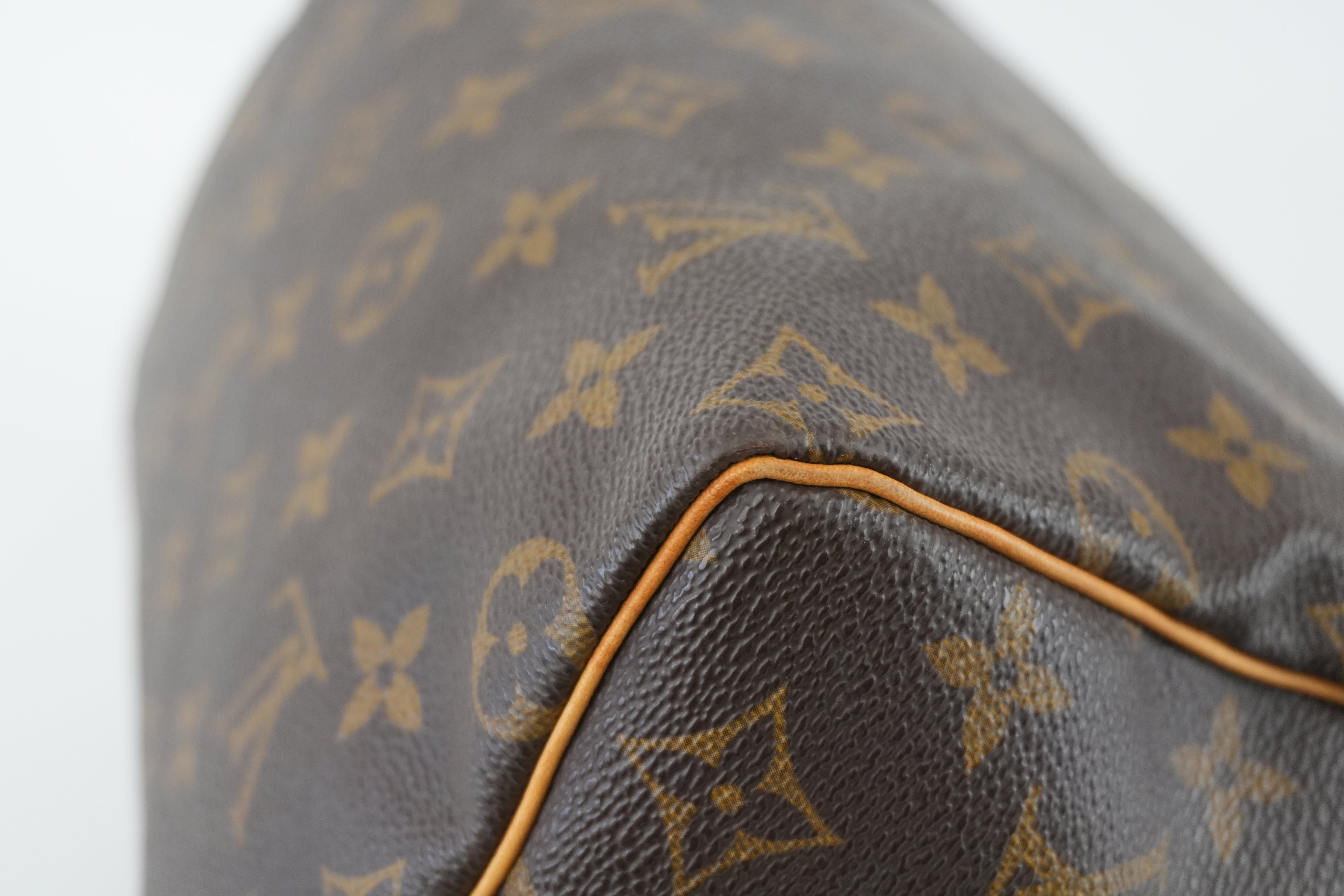 Louis Vuitton Monogram Speedy 25 Used