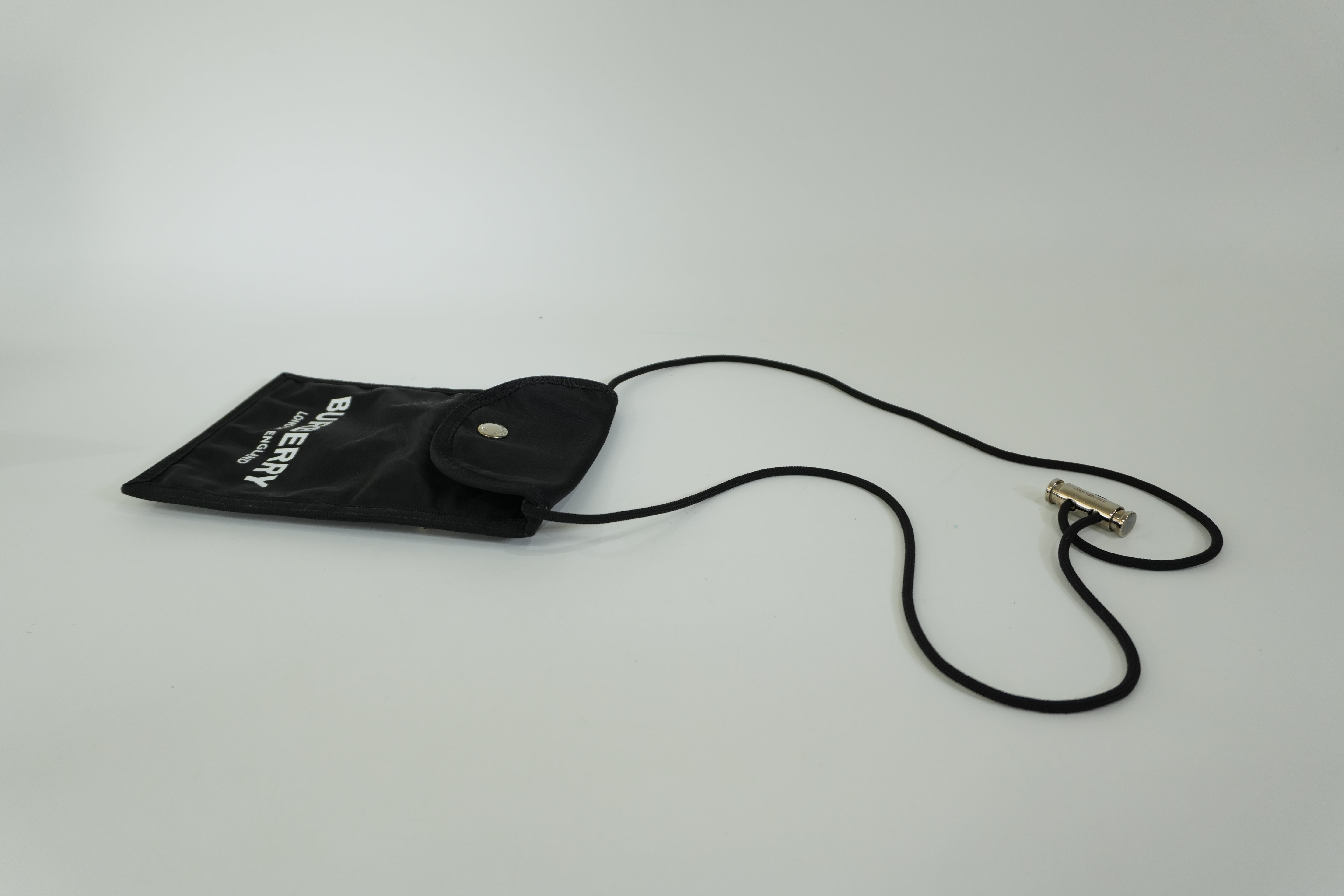 Pre-owned Burberry Nylon Crossbody Bag Black