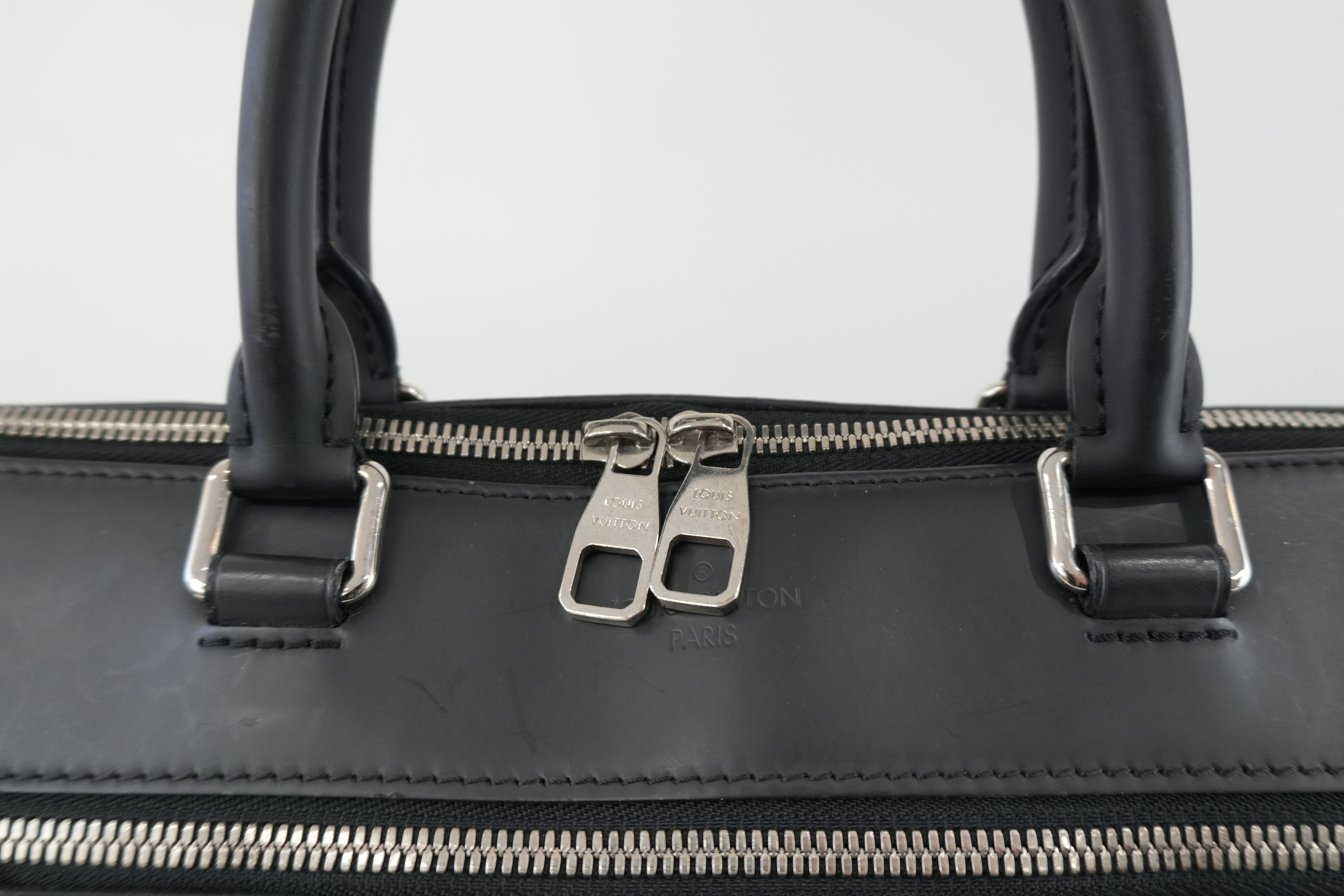 Louis Vuitton Damier Graphite Porte Documents Used