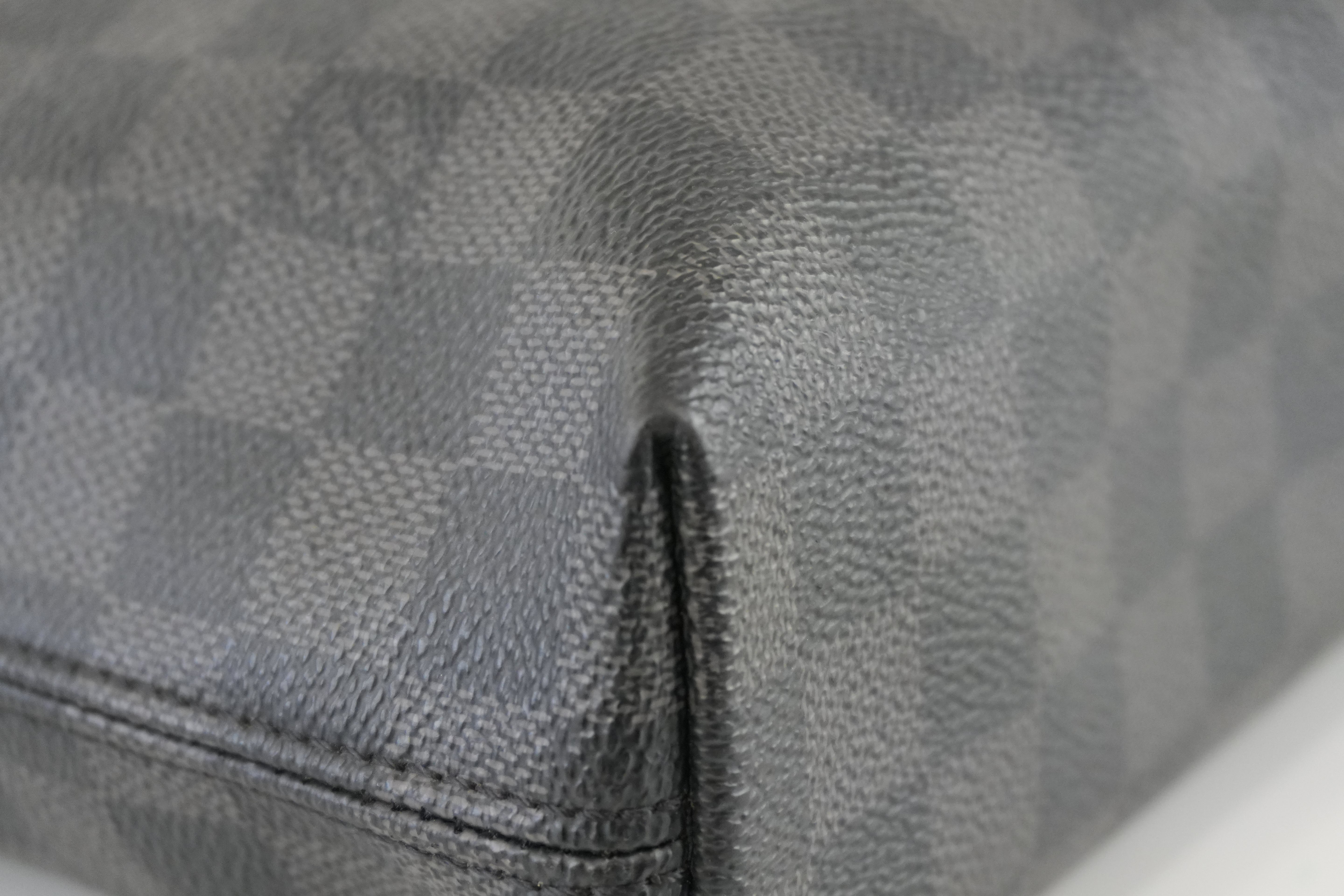 Louis Vuitton Damier Graphite Porte Documents Used