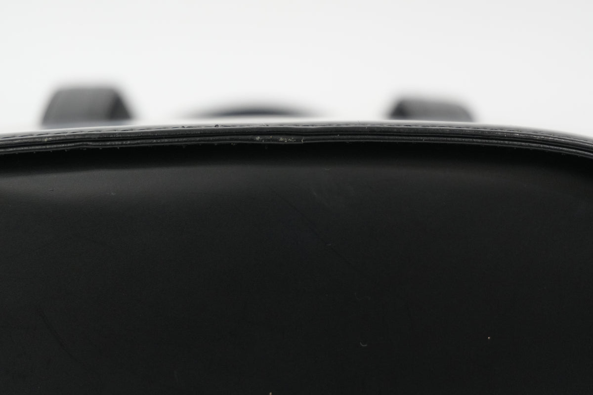 Pre-Owned Burberry Handbag Black