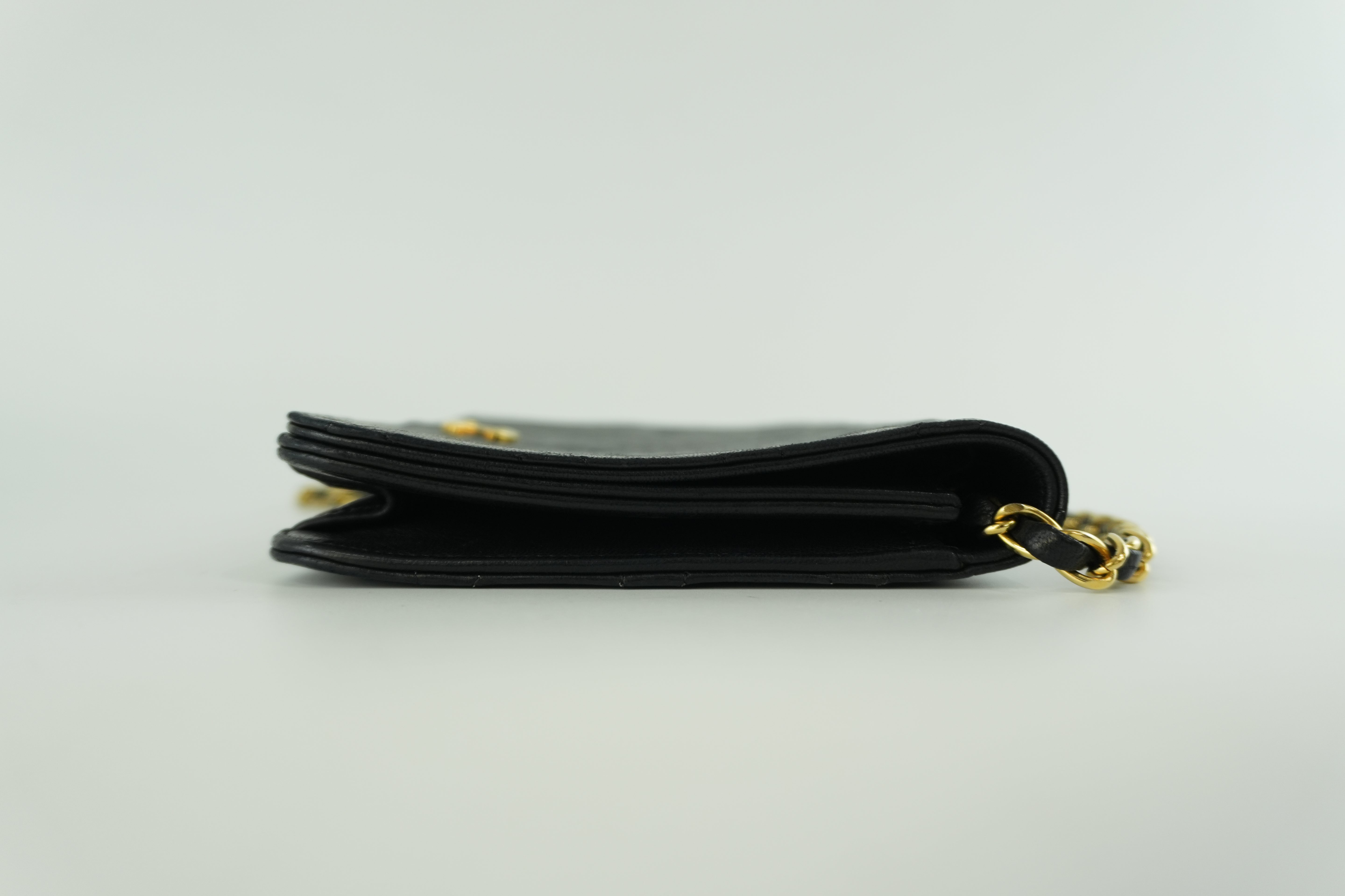 Pre-owned Chanel Lambskin Leather Chain Shoulder Bag Black