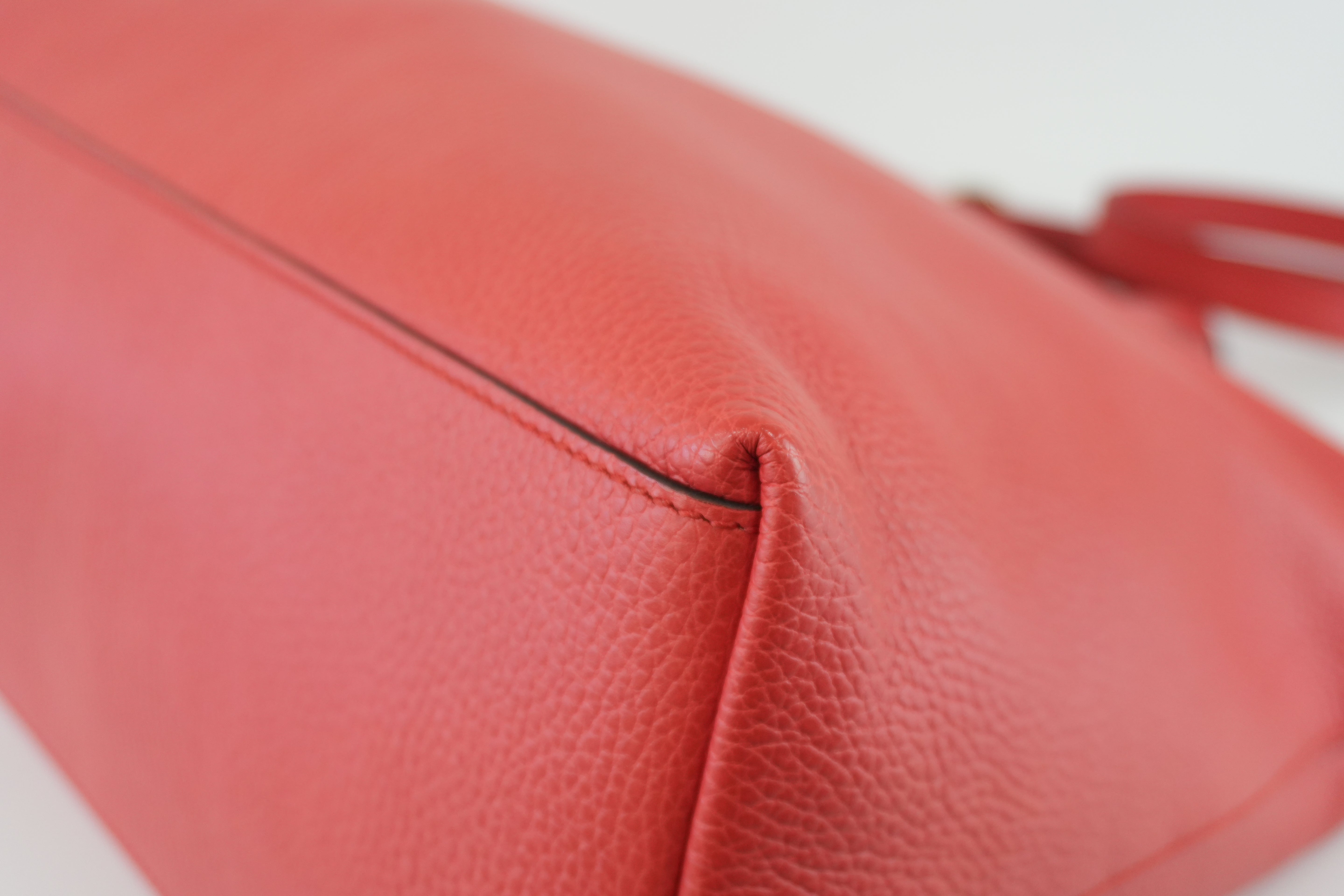 Gucci Two Way Bag Red Used