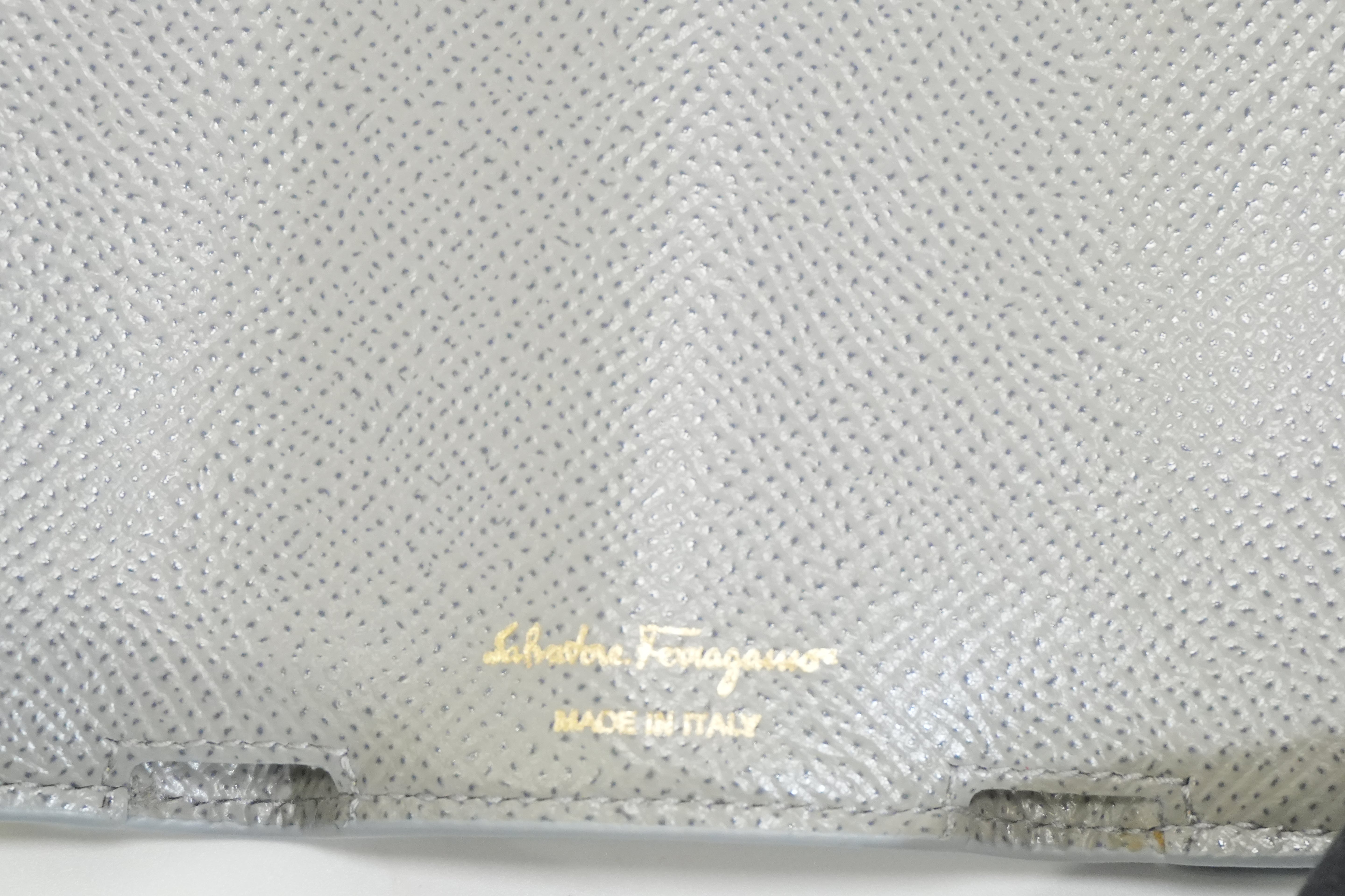 Pre-owned Ferragamo Trifold Wallet Gray