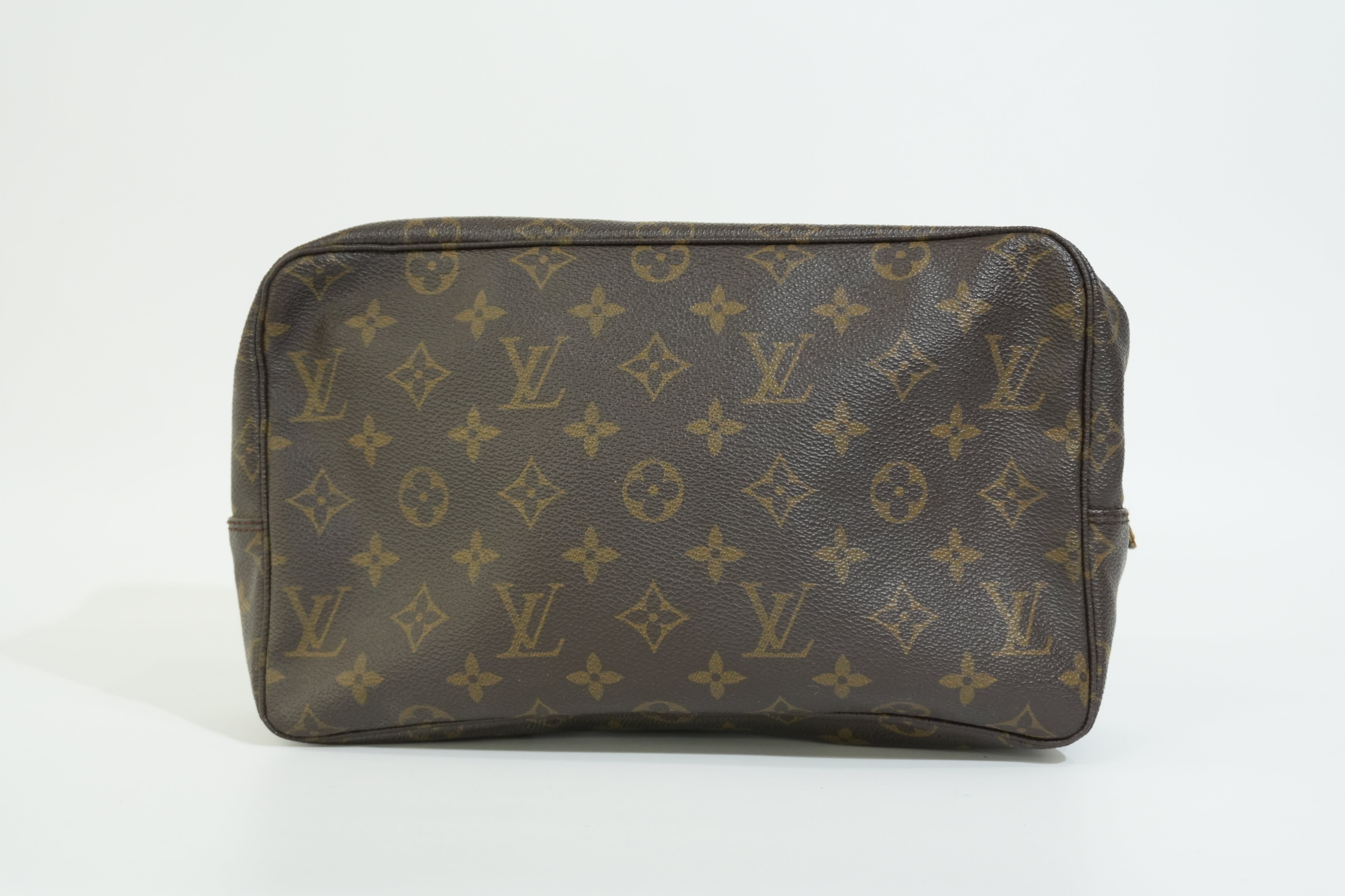 Pre-owned Louis Vuitton Monogram Trousse 28 Pouch