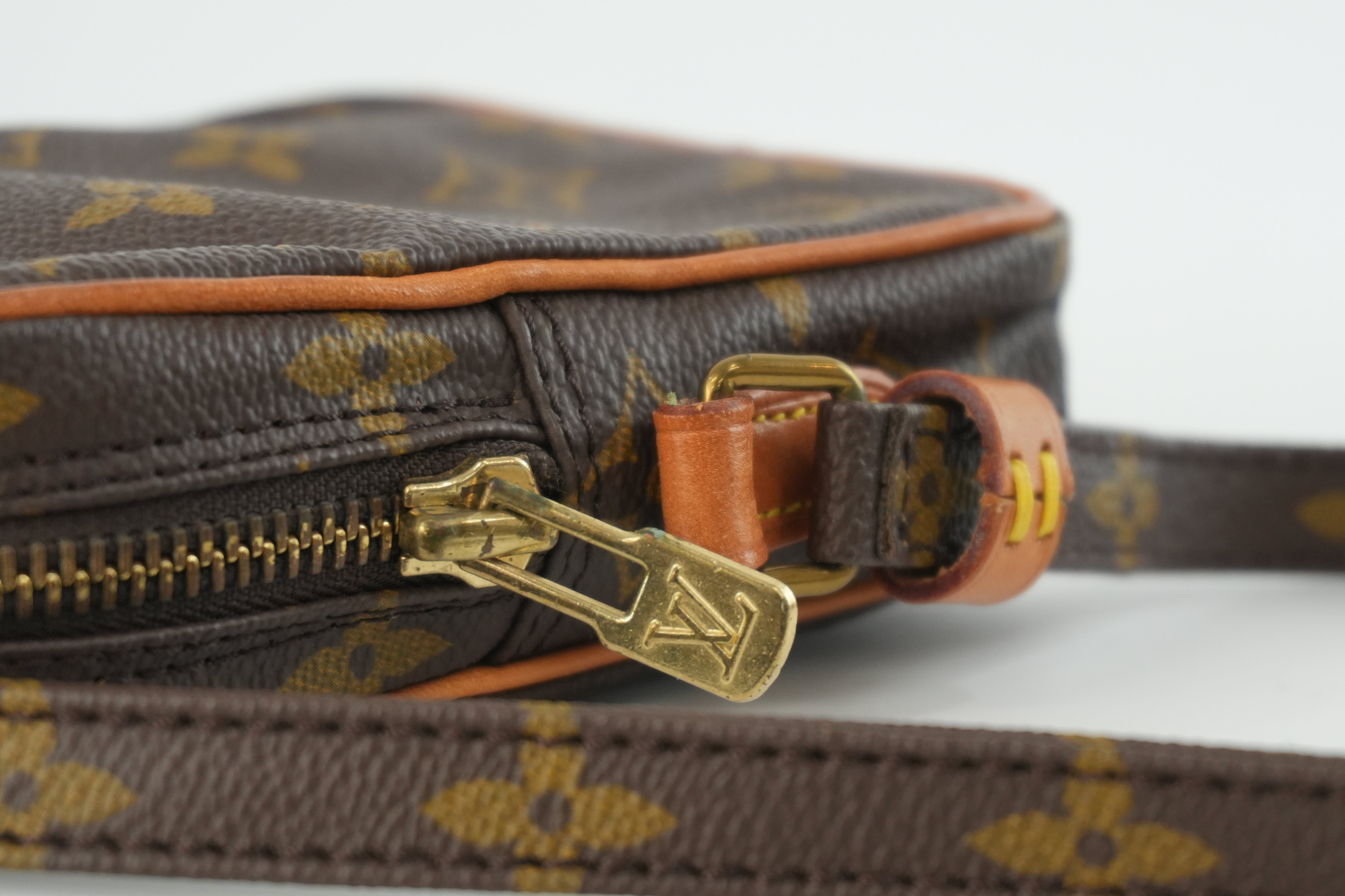 Pre-owned Louis Vuitton Monogram Mini Danube Shoulder Bag