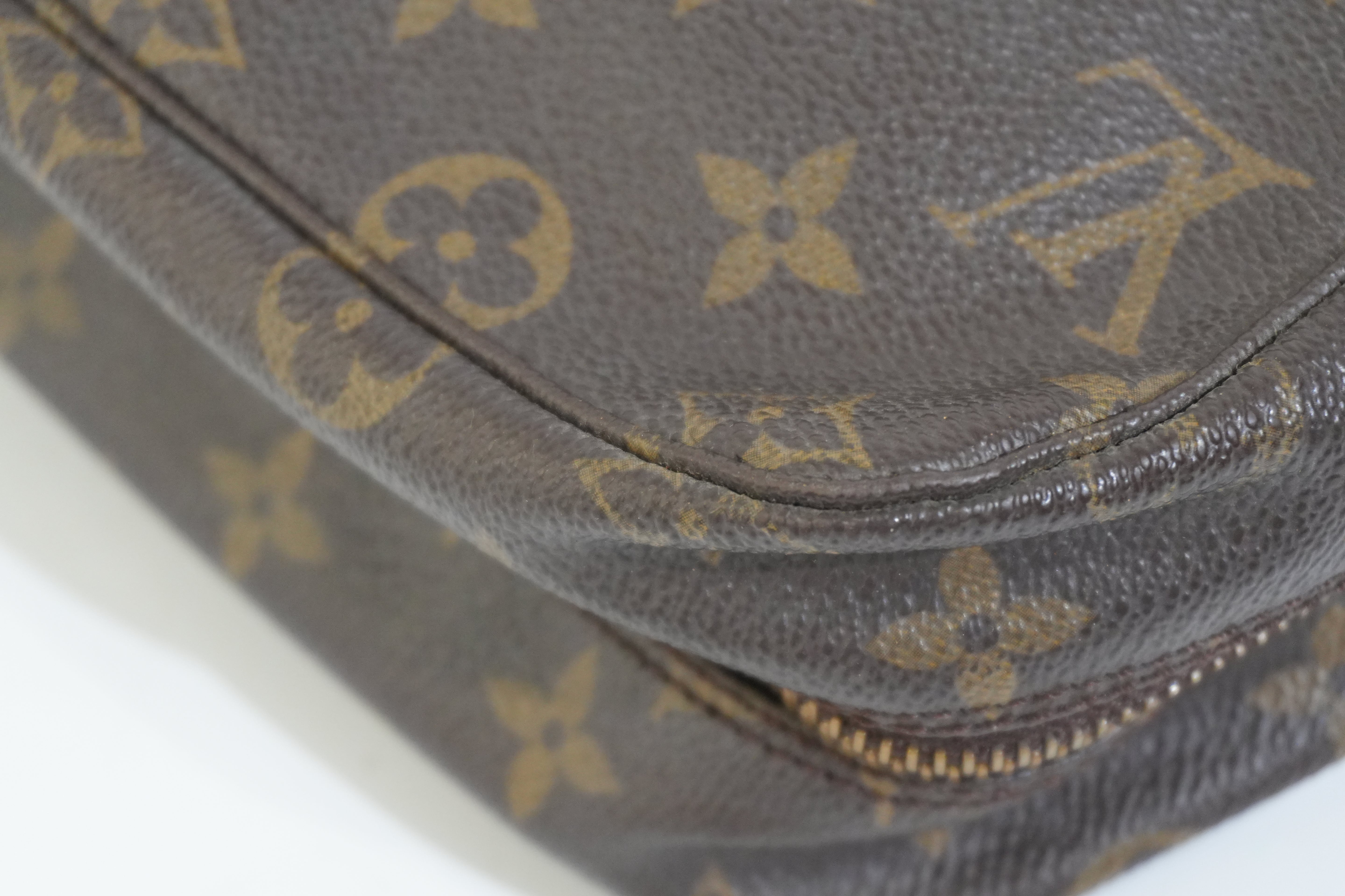 Pre-owned Louis Vuitton Monogram Trousse 28 Pouch