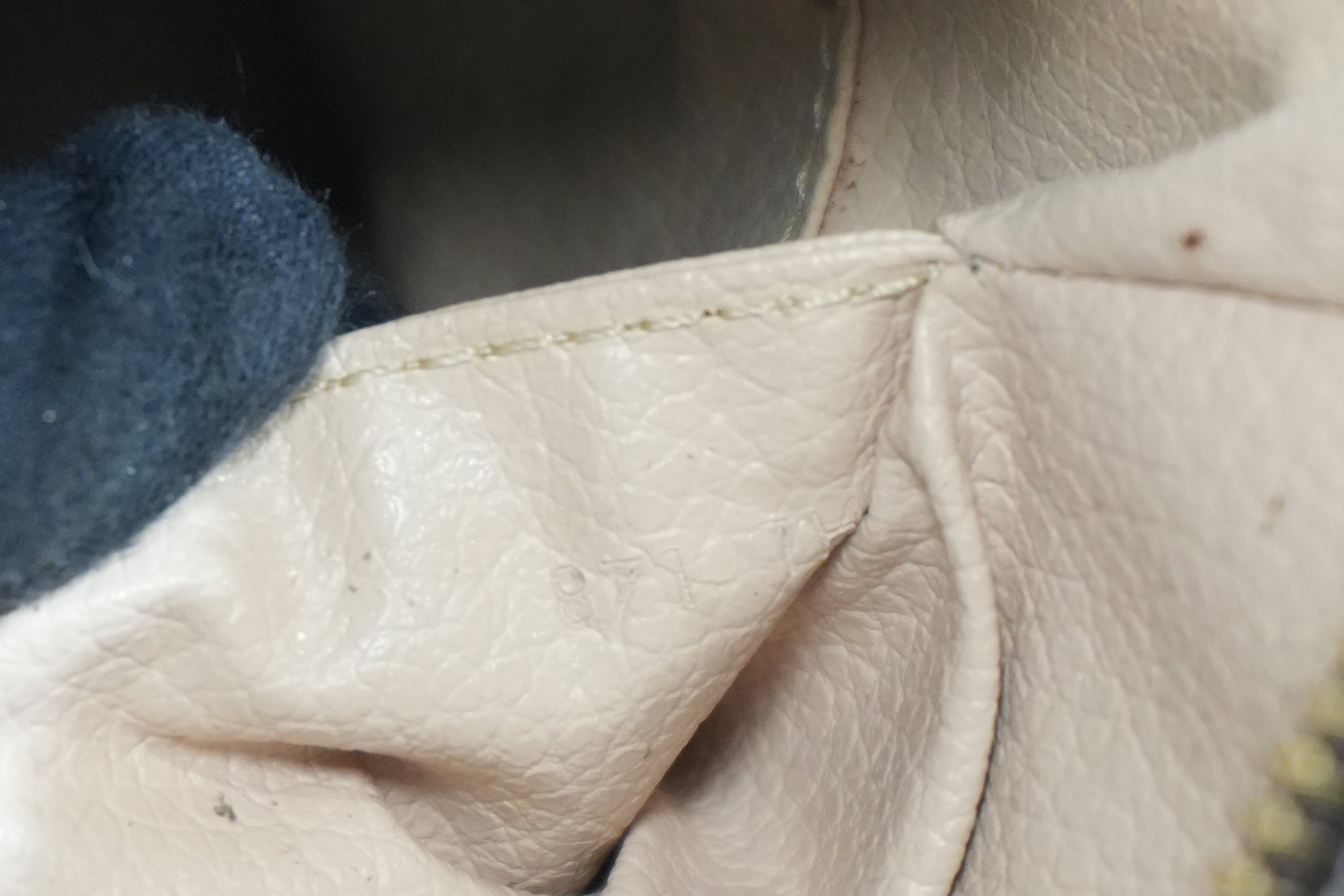 Pre-owned Louis Vuitton Monogram Trousse 28 Pouch