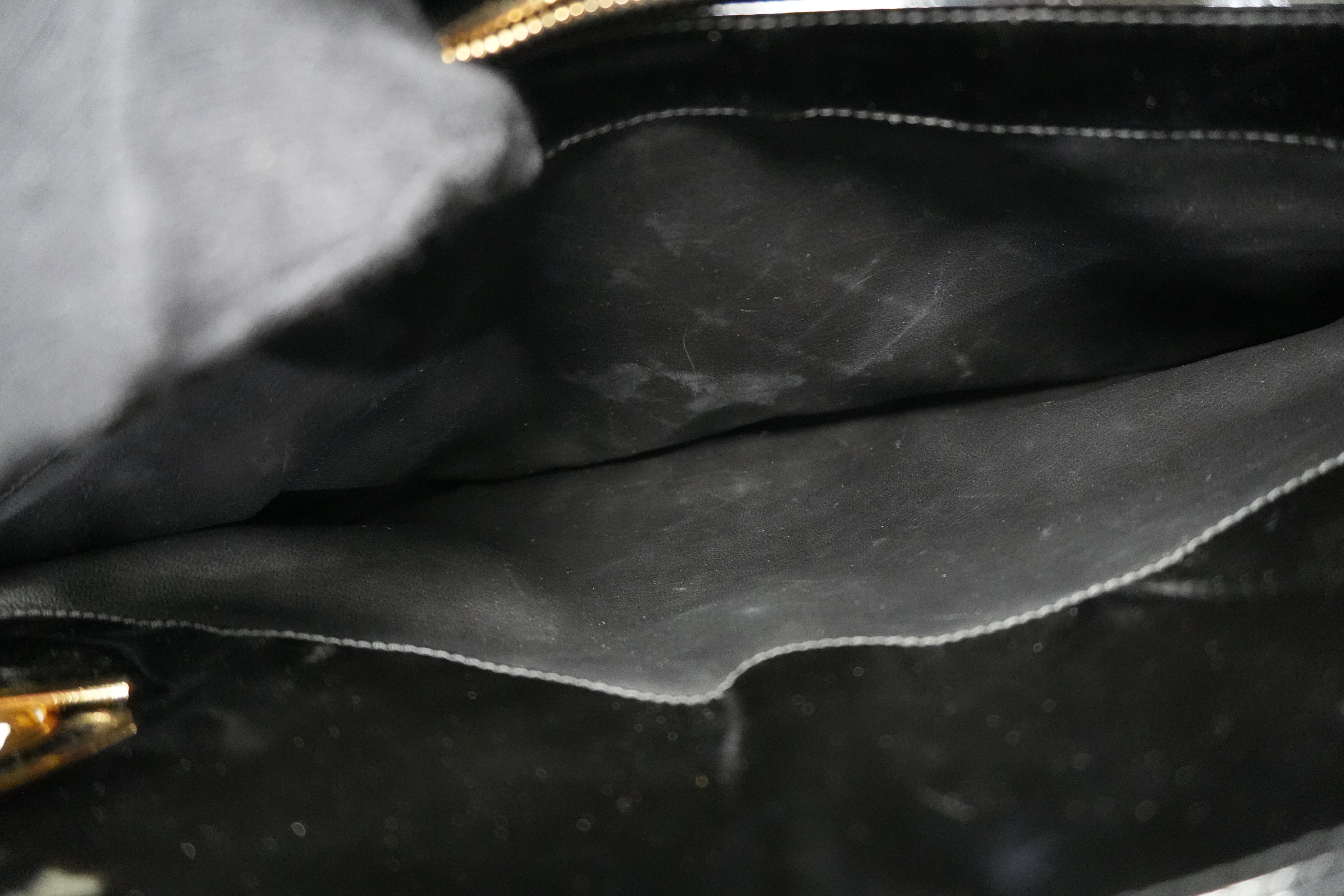 Pre-owned Chanel Lambskin Leather Chain Tote Bag Black