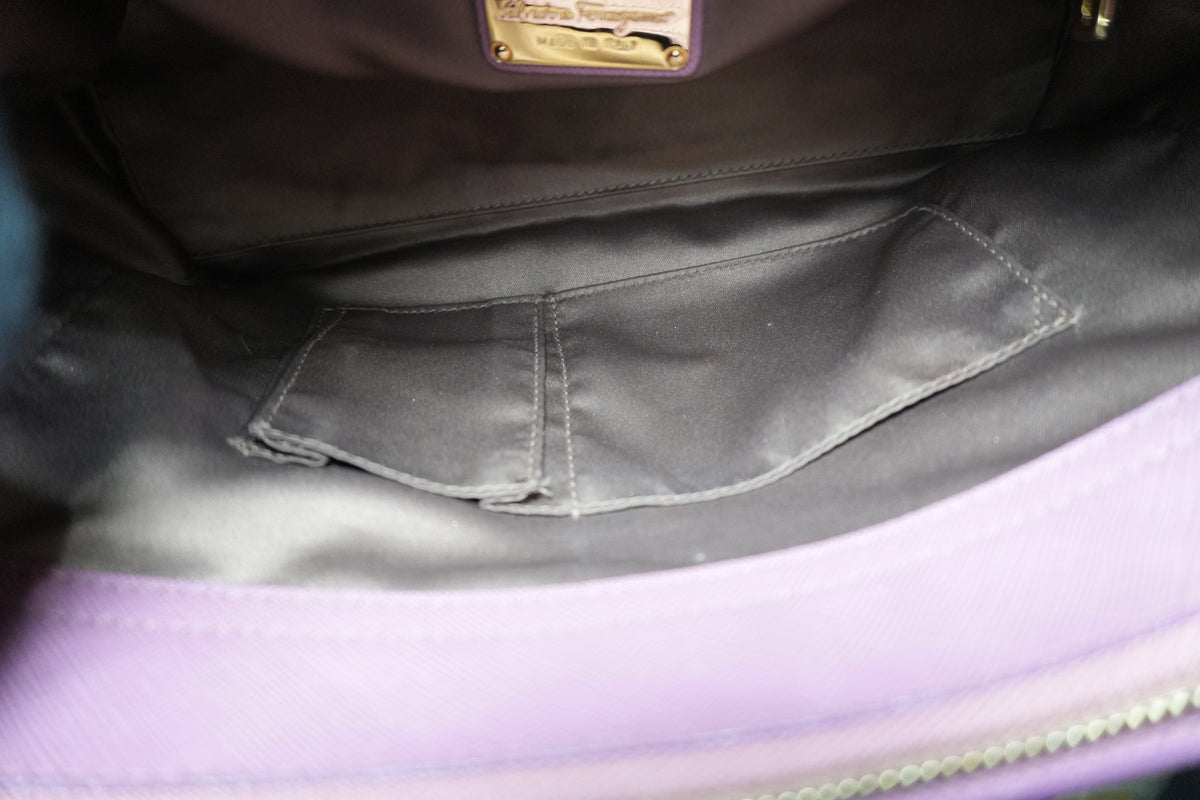 Pre-Owned Salvatore Ferragamo Beky Handbag Pink