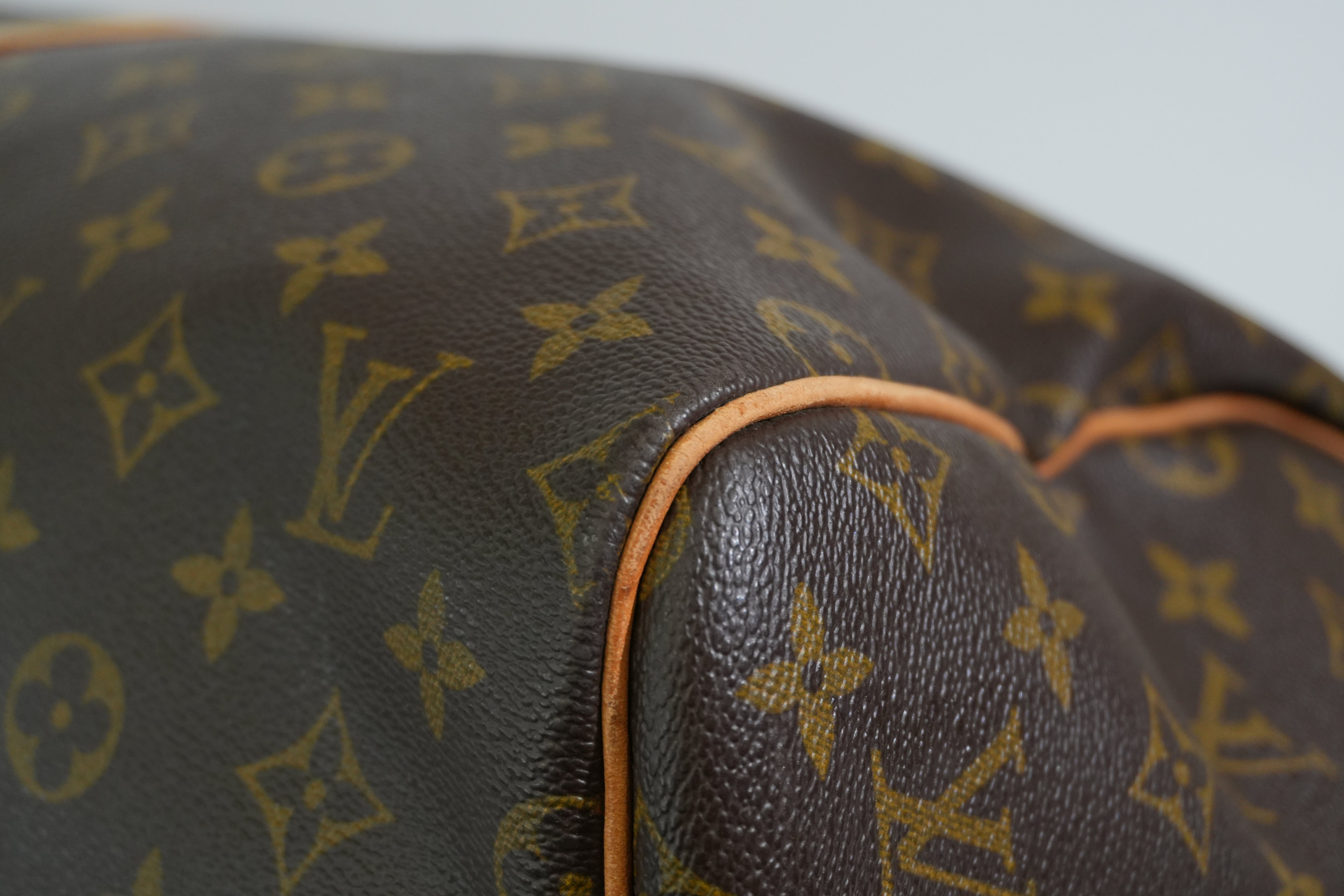 Pre-owned Louis Vuitton Monogram Keepall Bandouliere 55 Travel Bag