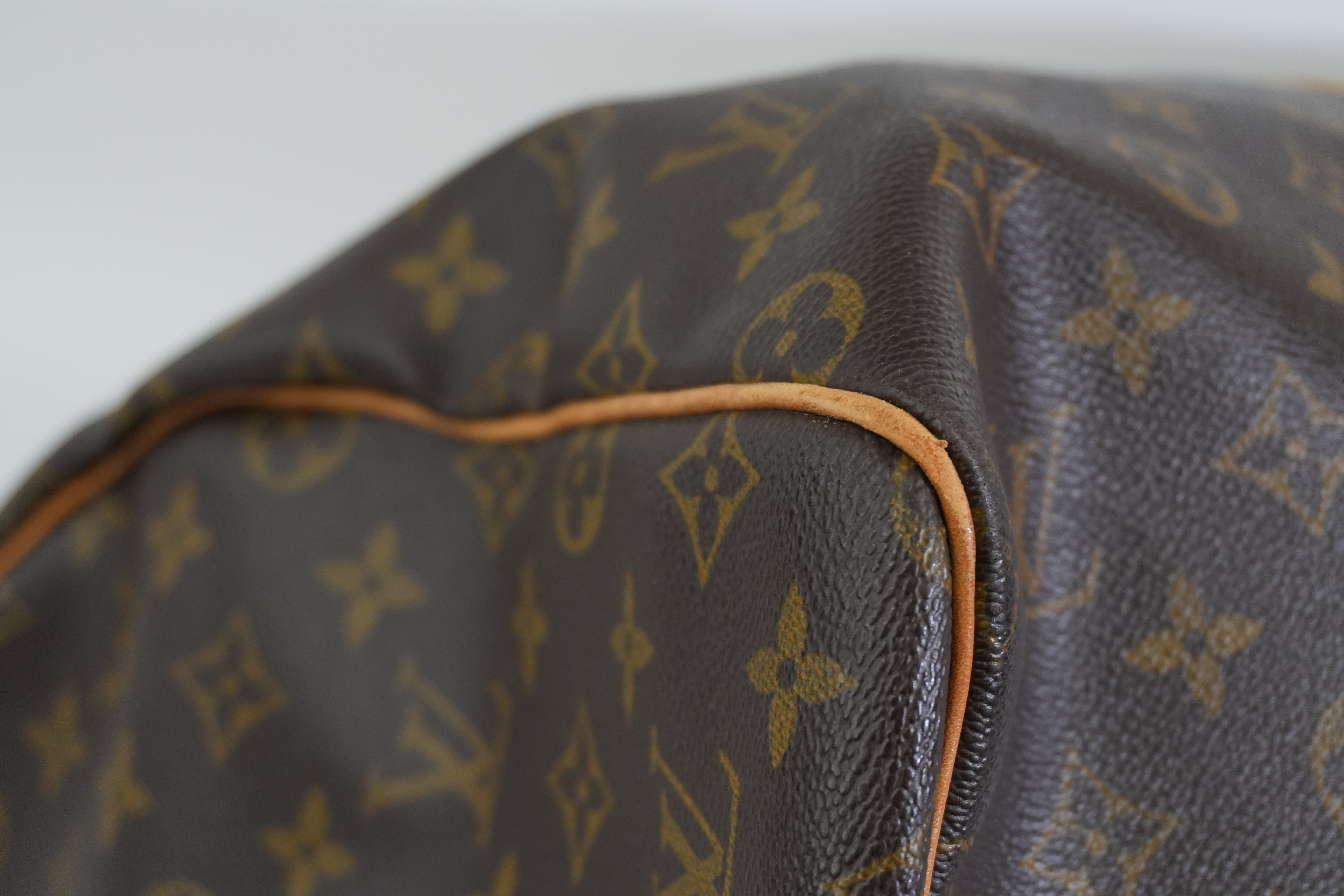 Pre-owned Louis Vuitton Monogram Keepall Bandouliere 55 Travel Bag