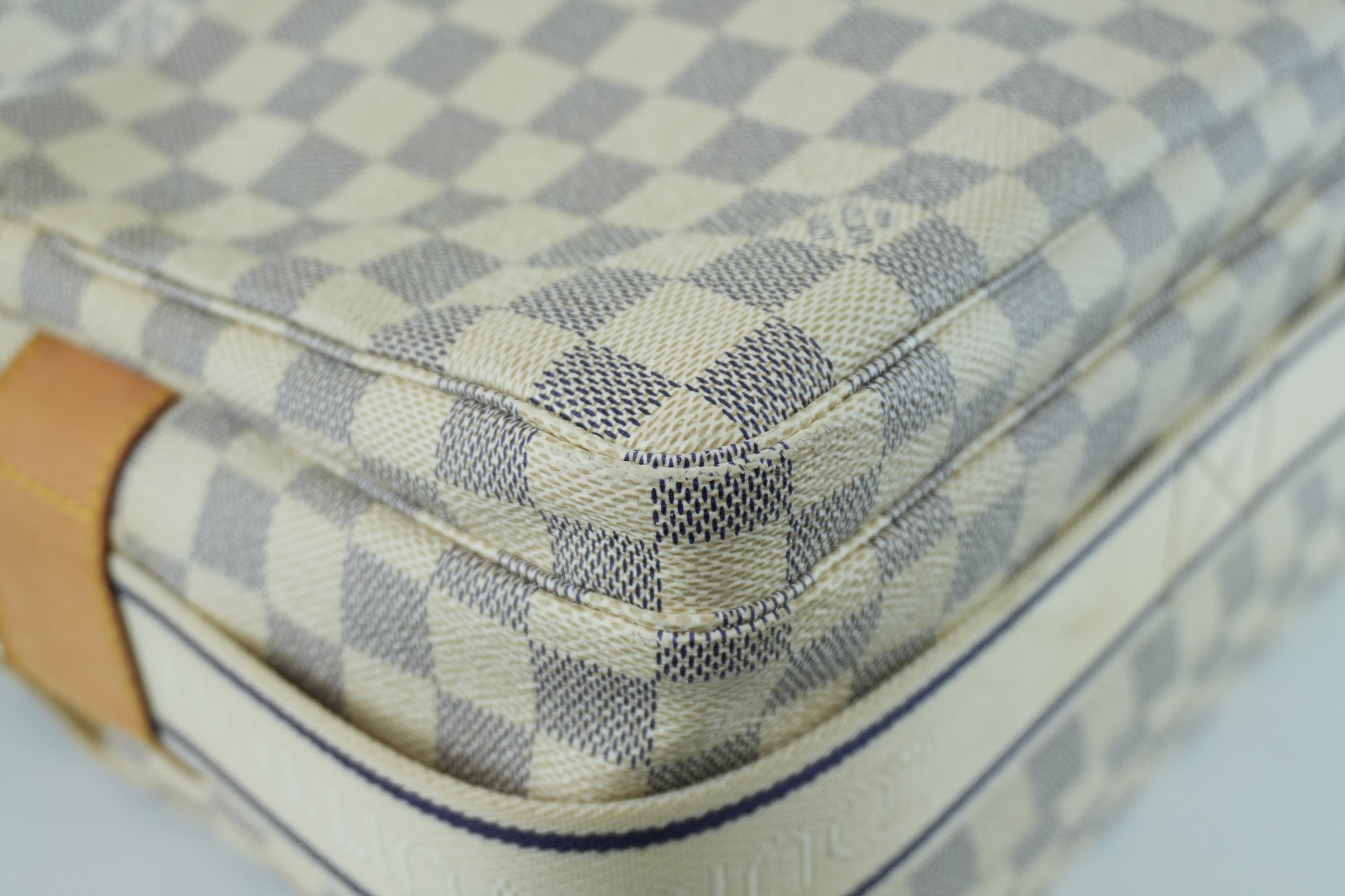 Louis Vuitton Damier Azur Naviglio Messenger Bag Used