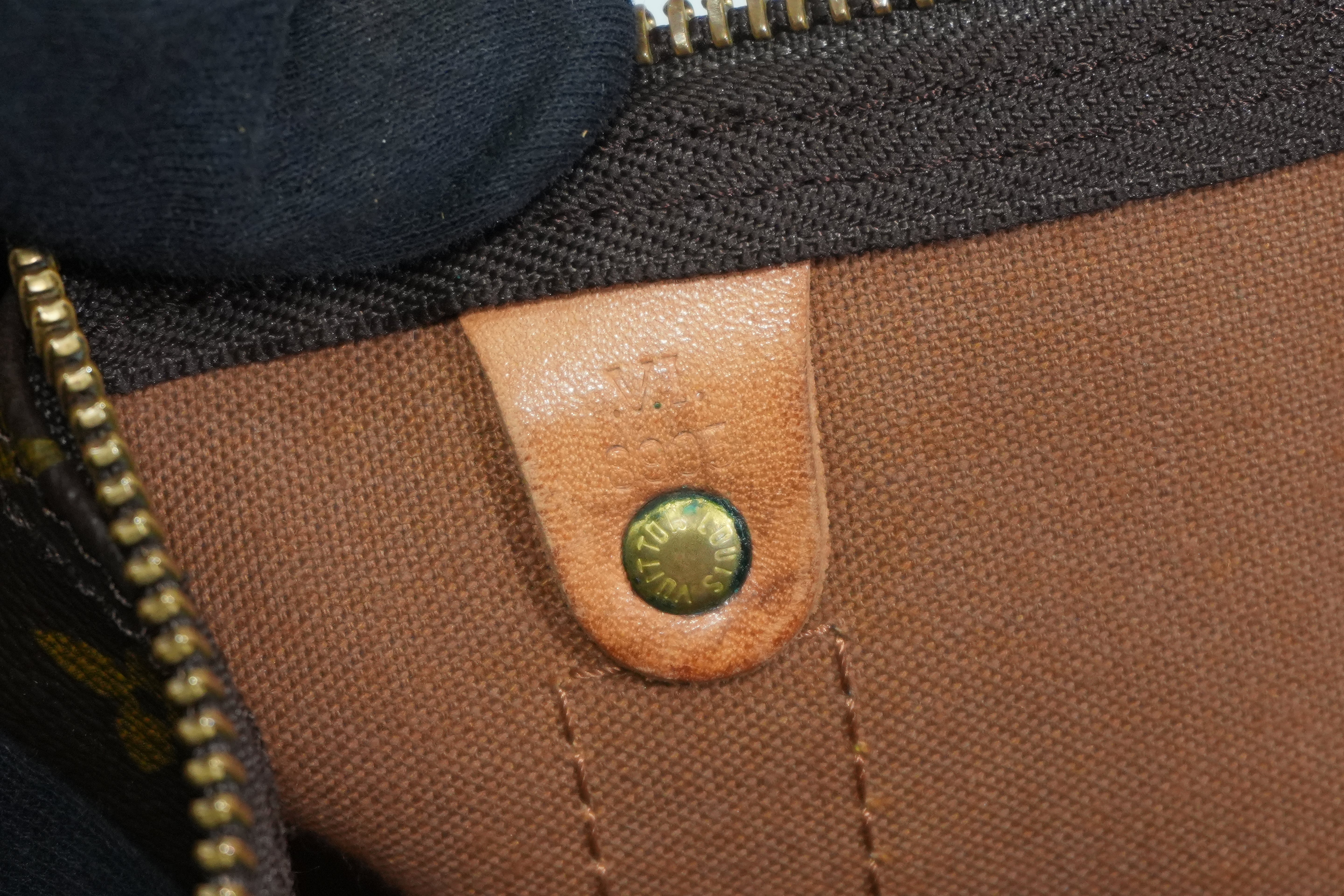 Pre-owned Louis Vuitton Monogram Keepall Bandouliere 55 Travel Bag