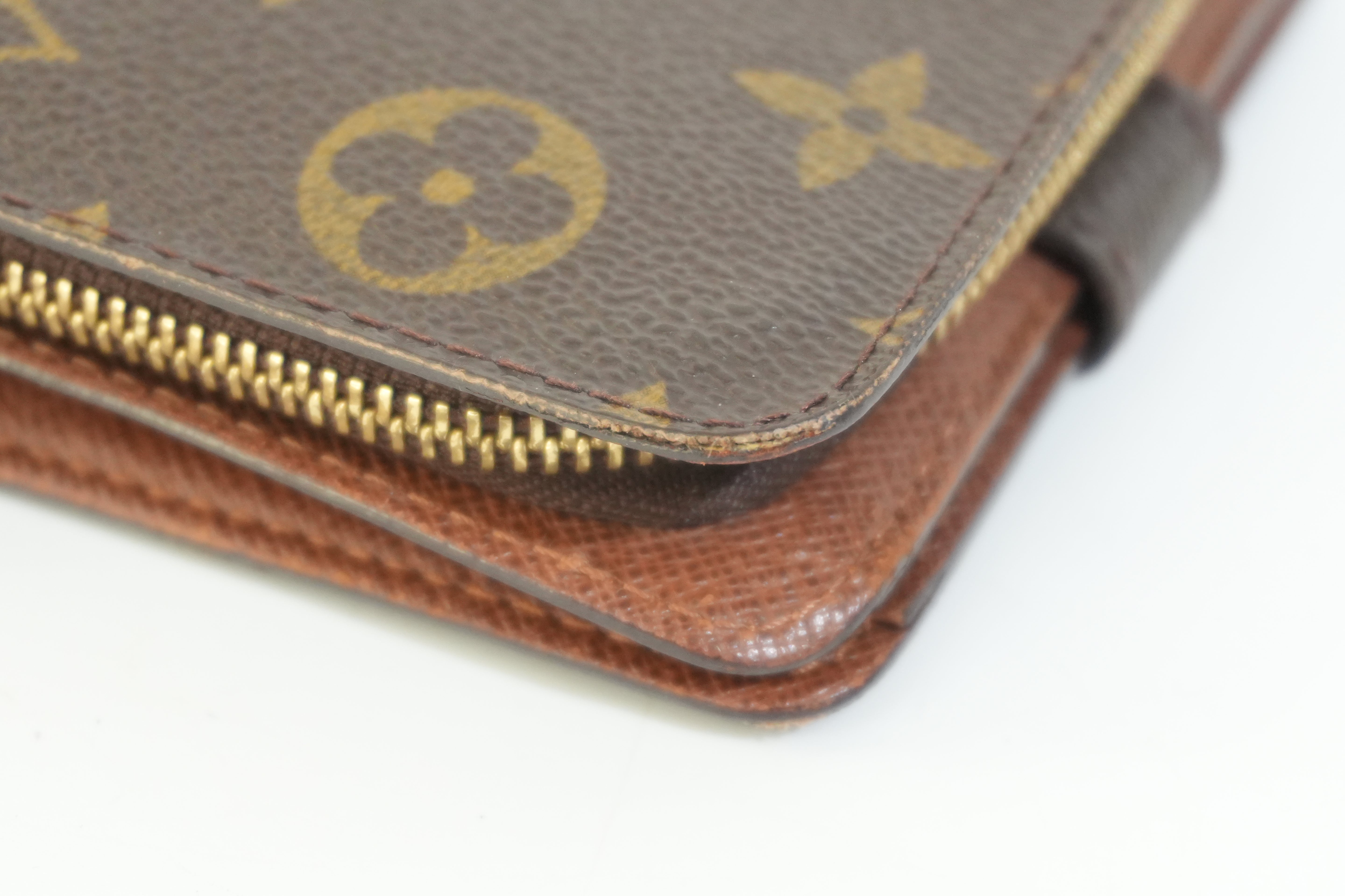 Pre-owned Louis Vuitton Monogram Compact Wallet