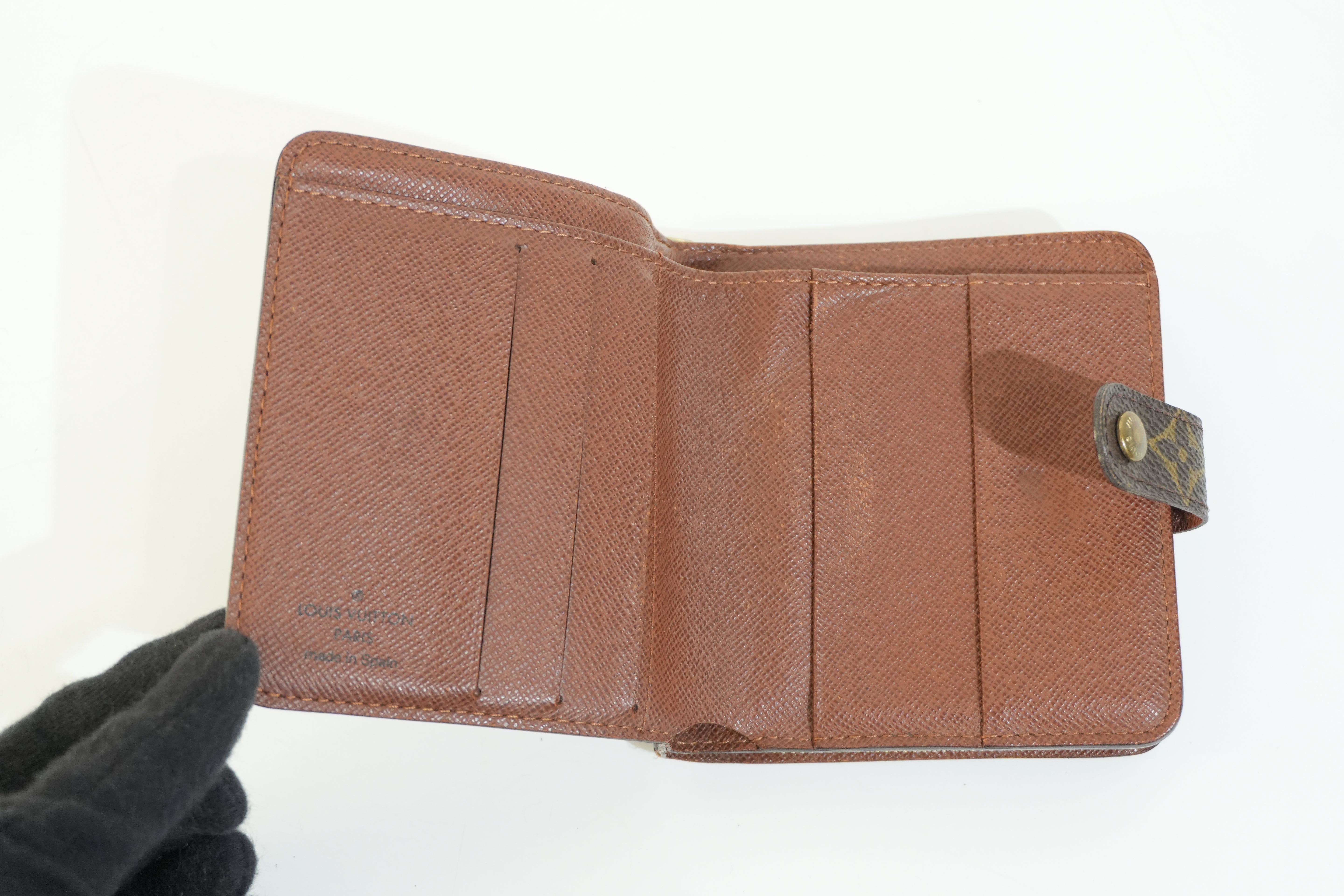 Pre-owned Louis Vuitton Monogram Compact Wallet
