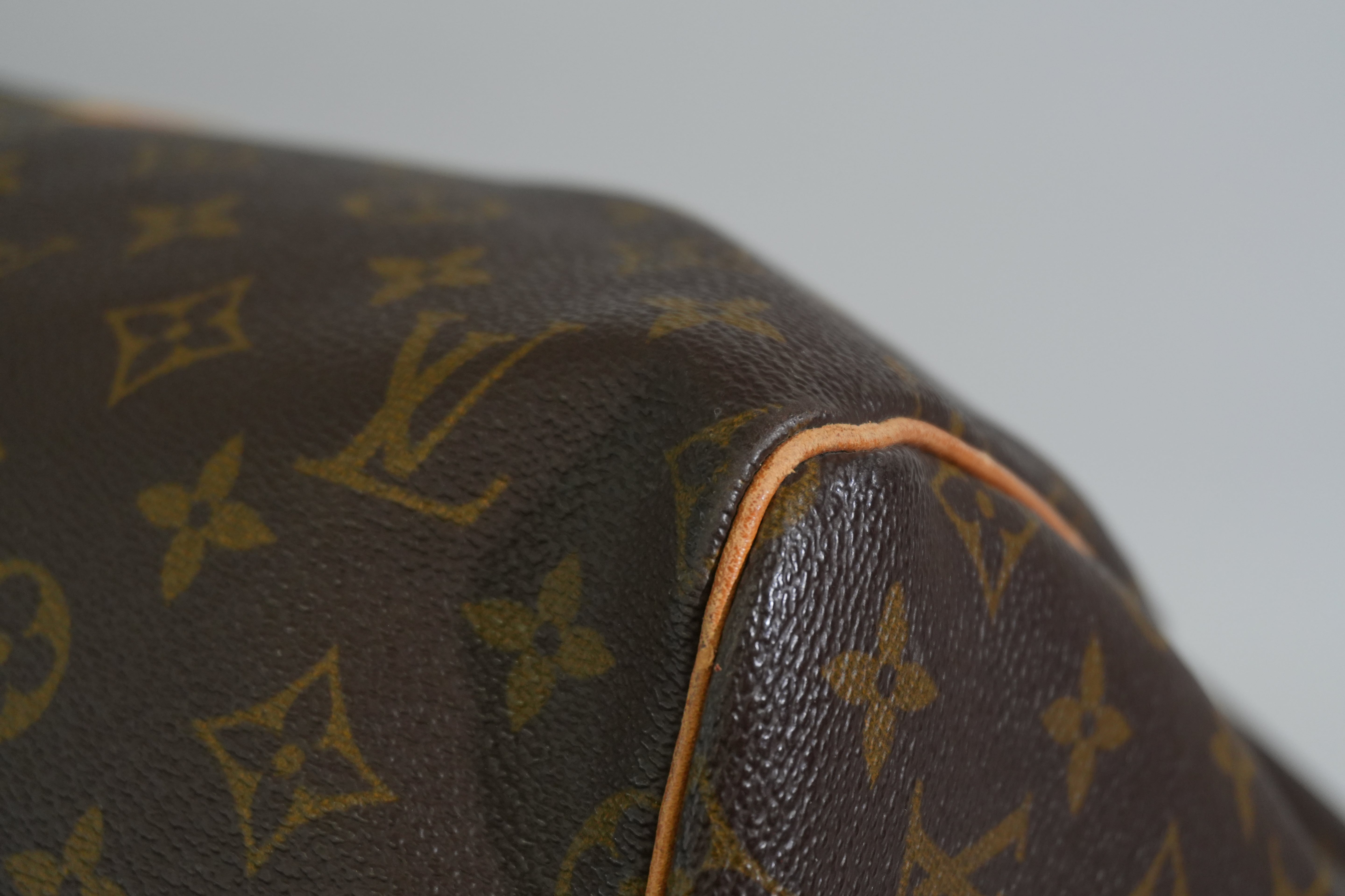 Pre-owned Louis Vuitton Monogram Keepall Bandouliere 55 Travel Bag